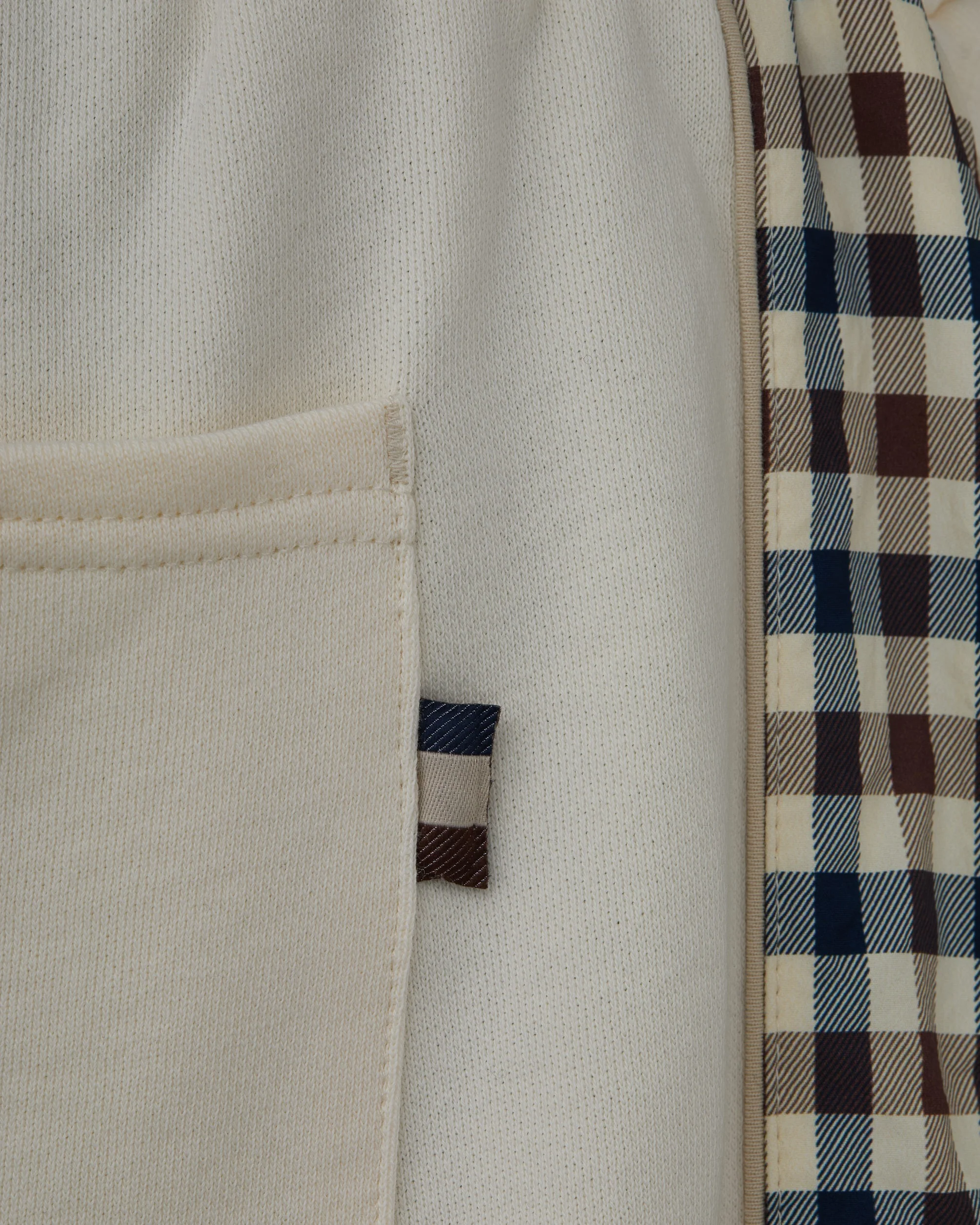 Bermuda sportivi Aquascutum Active LAMINA INSERT SHORTS - Image 4