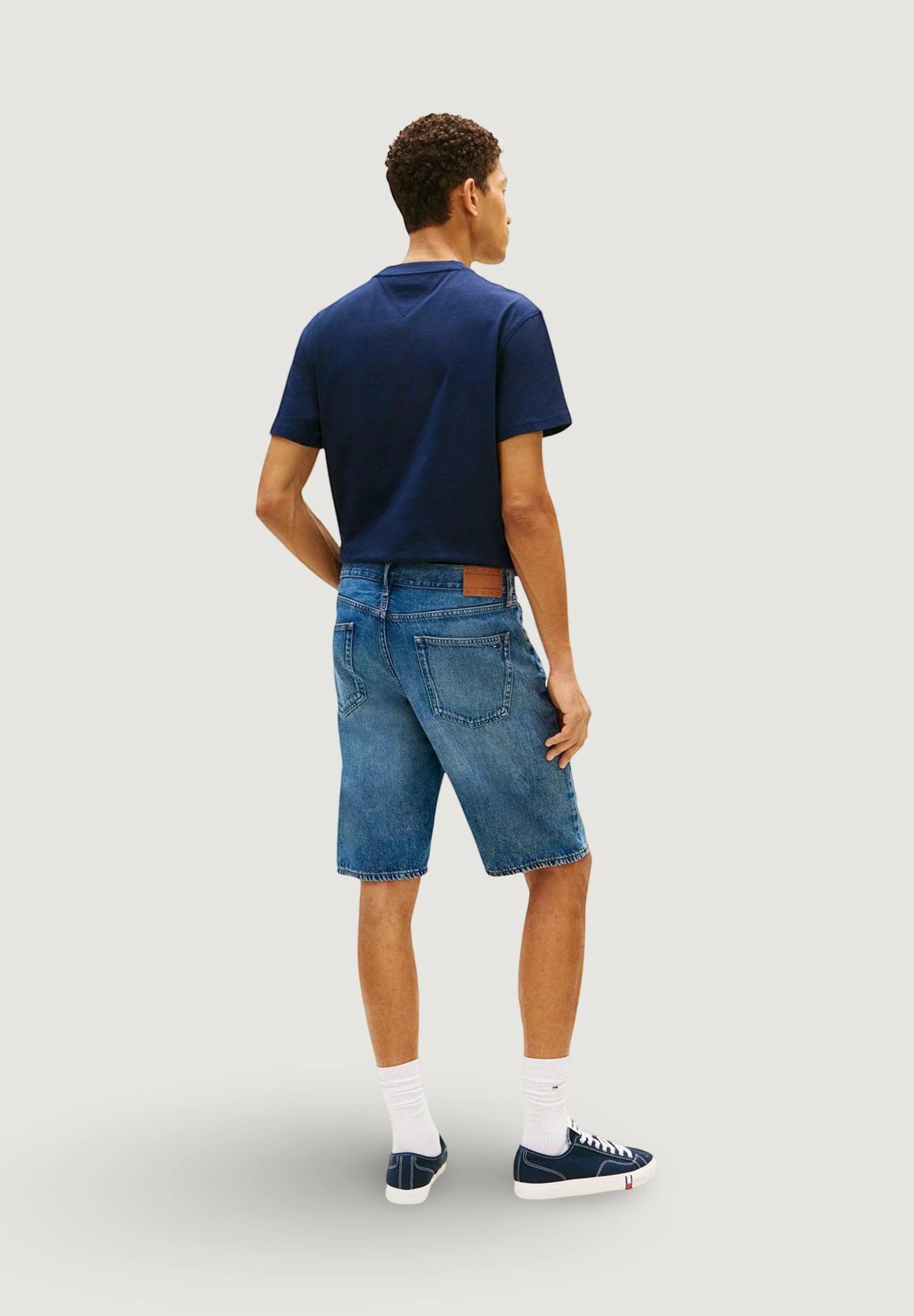 Bermuda Tommy Hilfiger Jeans DM0DM22991 - Image 3