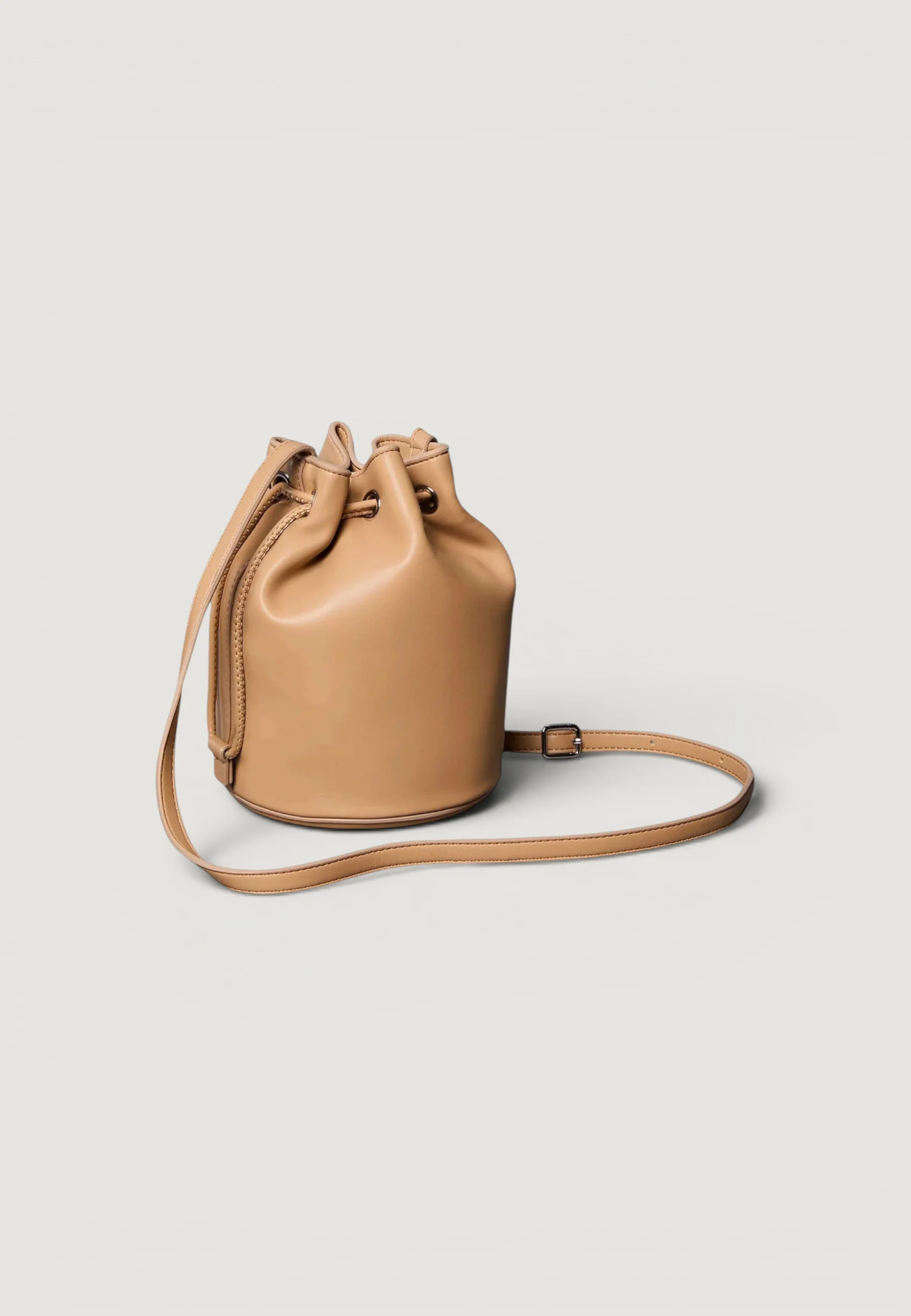 Borsa Calvin Klein BOLD CK SMALL BUCKET BAG - Image 4