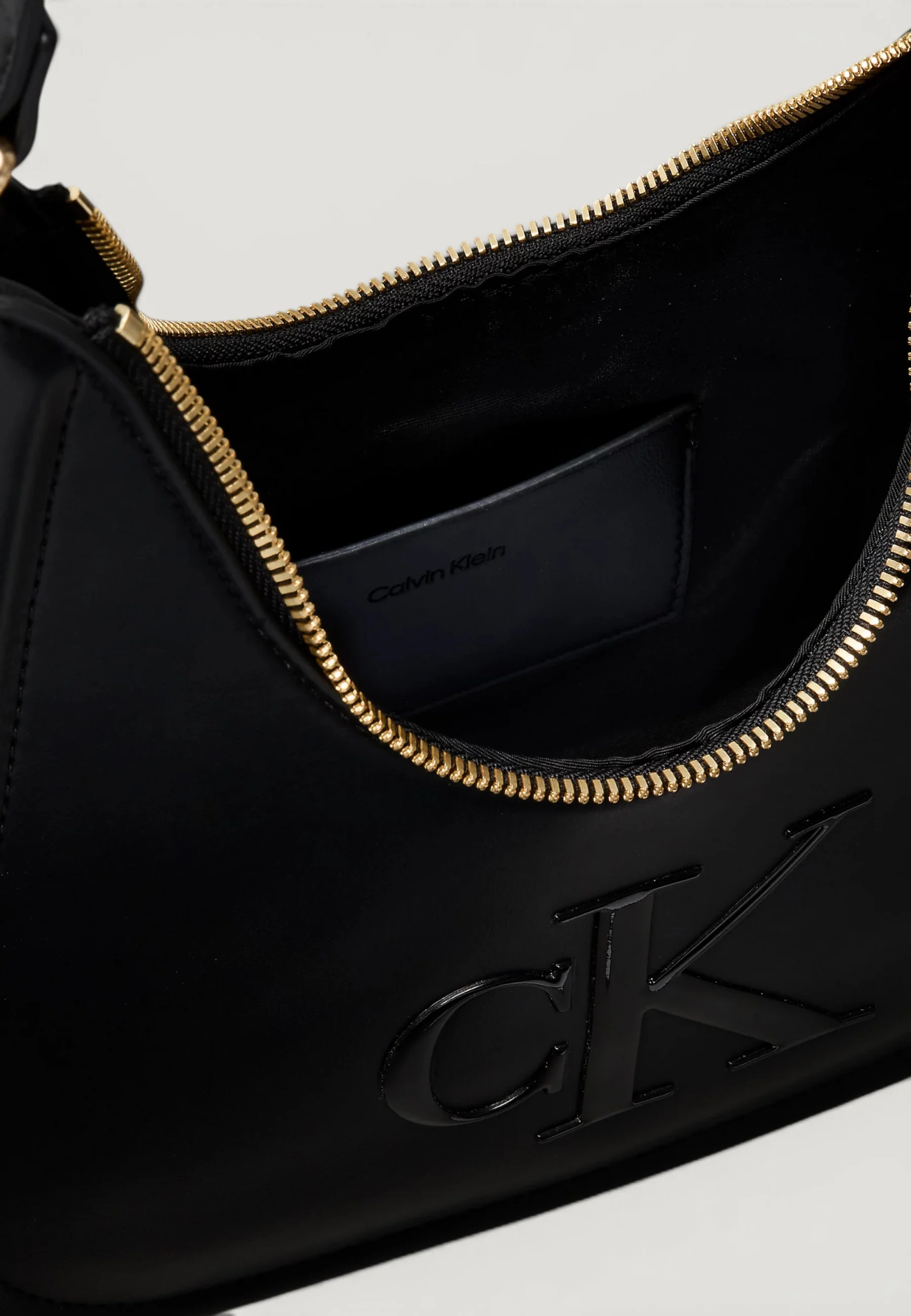 Borsa Calvin Klein BOLD CK SMALL CRESCENT BAG - Image 3