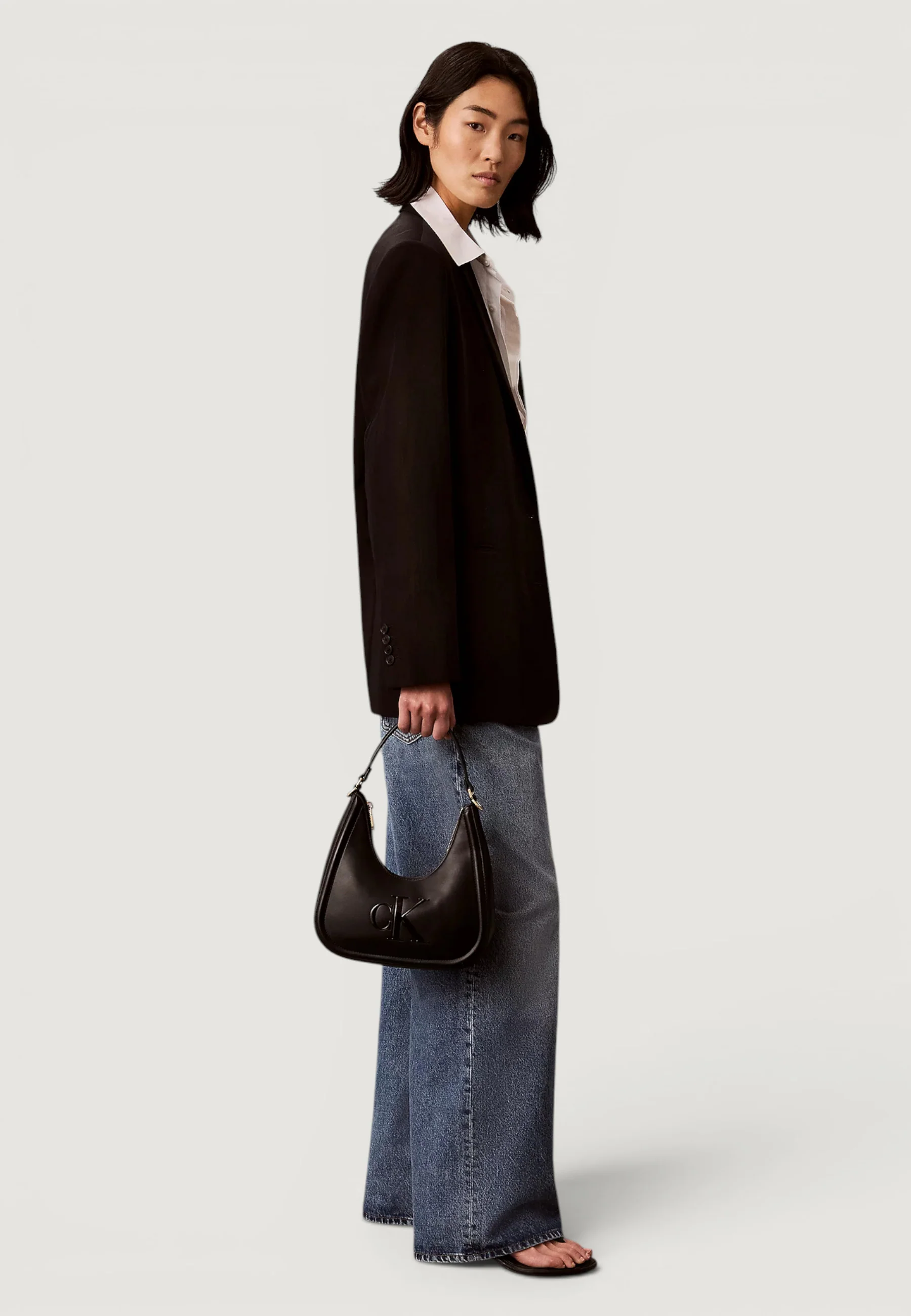 Borsa Calvin Klein BOLD CK SMALL CRESCENT BAG - Image 4