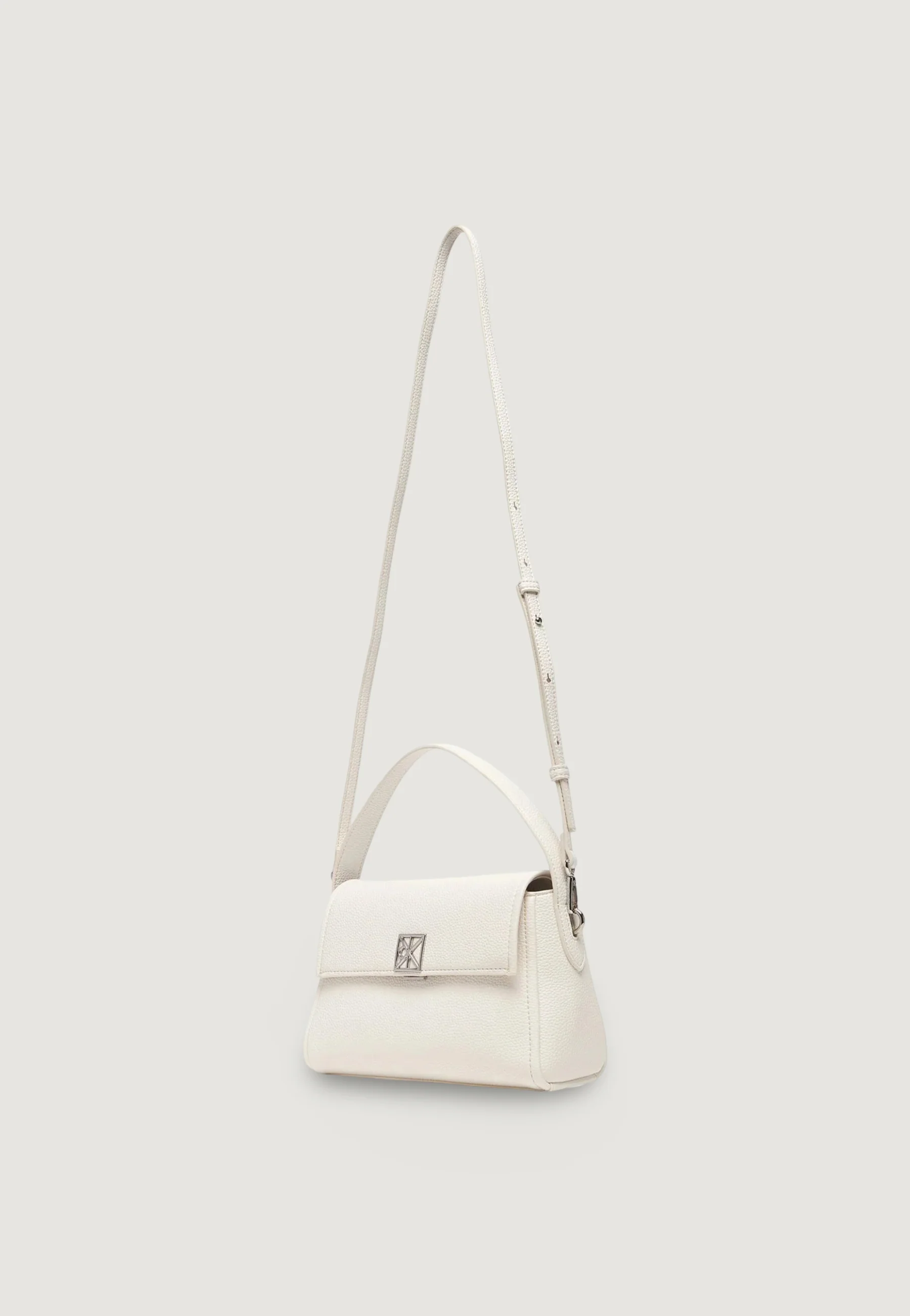 Borsa Calvin Klein EMBLEM HW PEBBLE SHOULDER 25 - Image 4