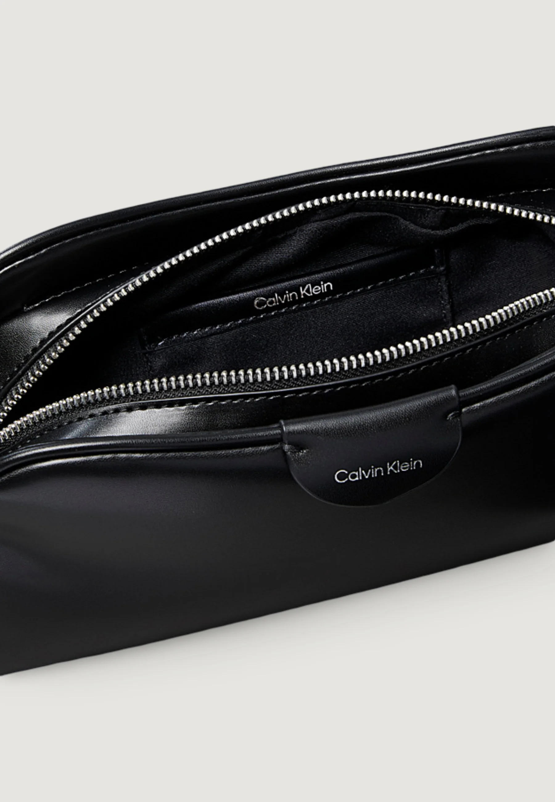Borsa Calvin Klein MULTI COMPARTMENT CAMERA - Image 3