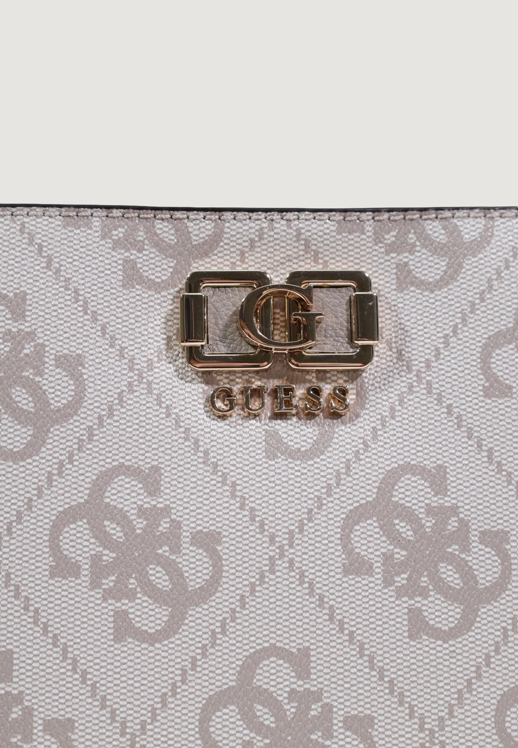 Borsa Guess KARNILLA LOGO BUCKET - Image 3