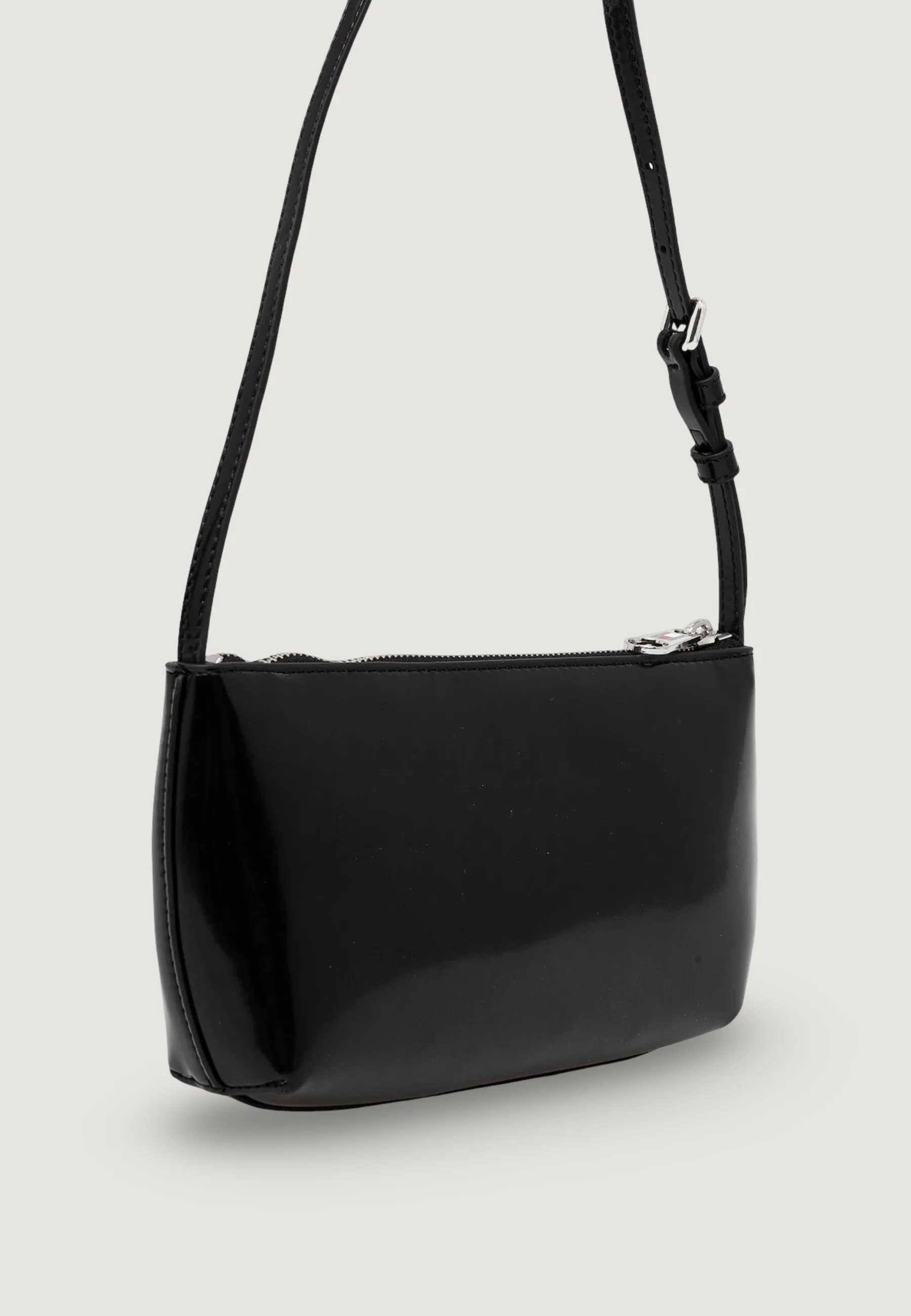 Borsa Tommy Hilfiger TJW MUST SHOULDER BAG - Image 4