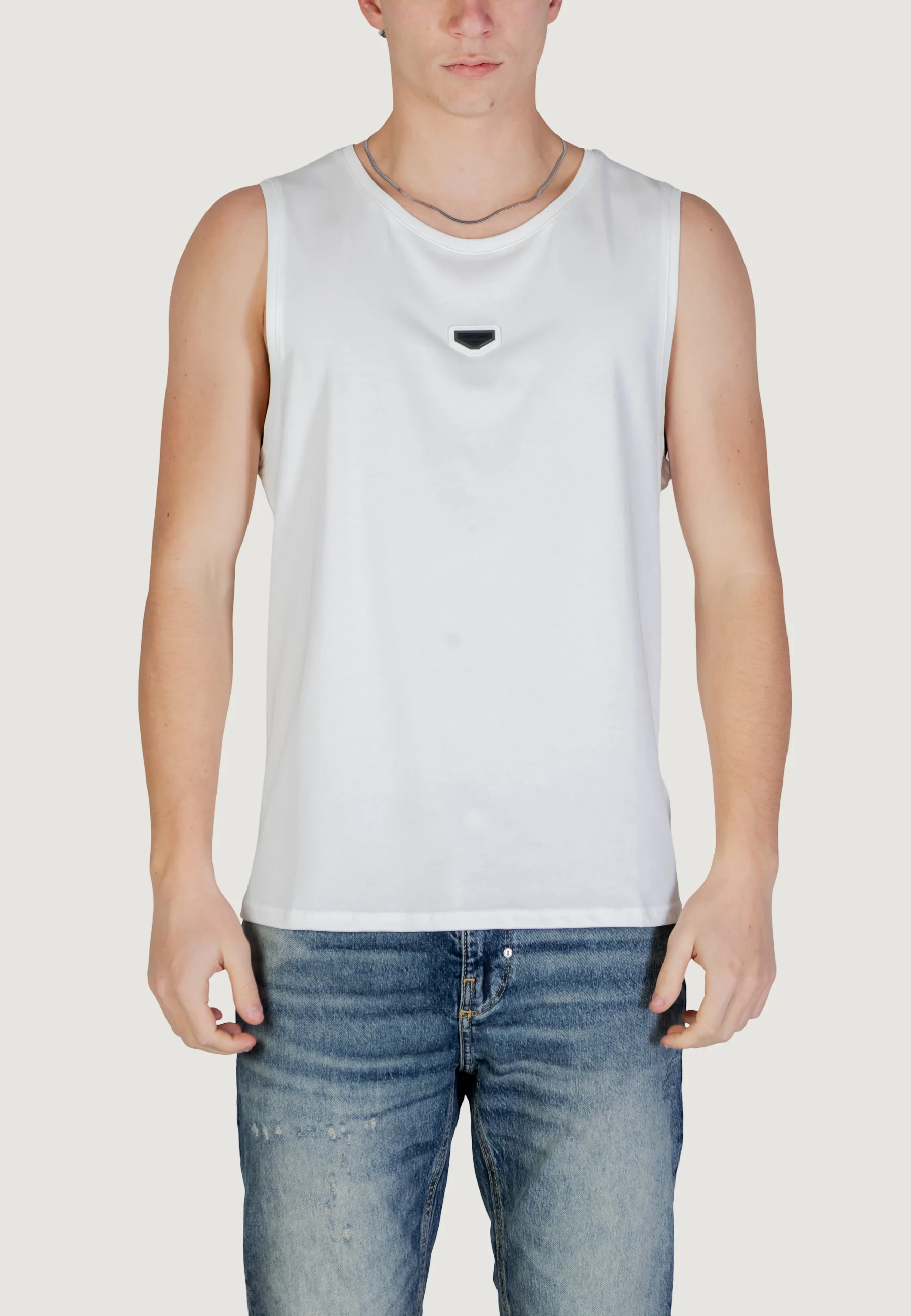 Canotta Antony Morato REGULAR FIT WITH METAL RUBBER PLATE ON FRONT - Image 5
