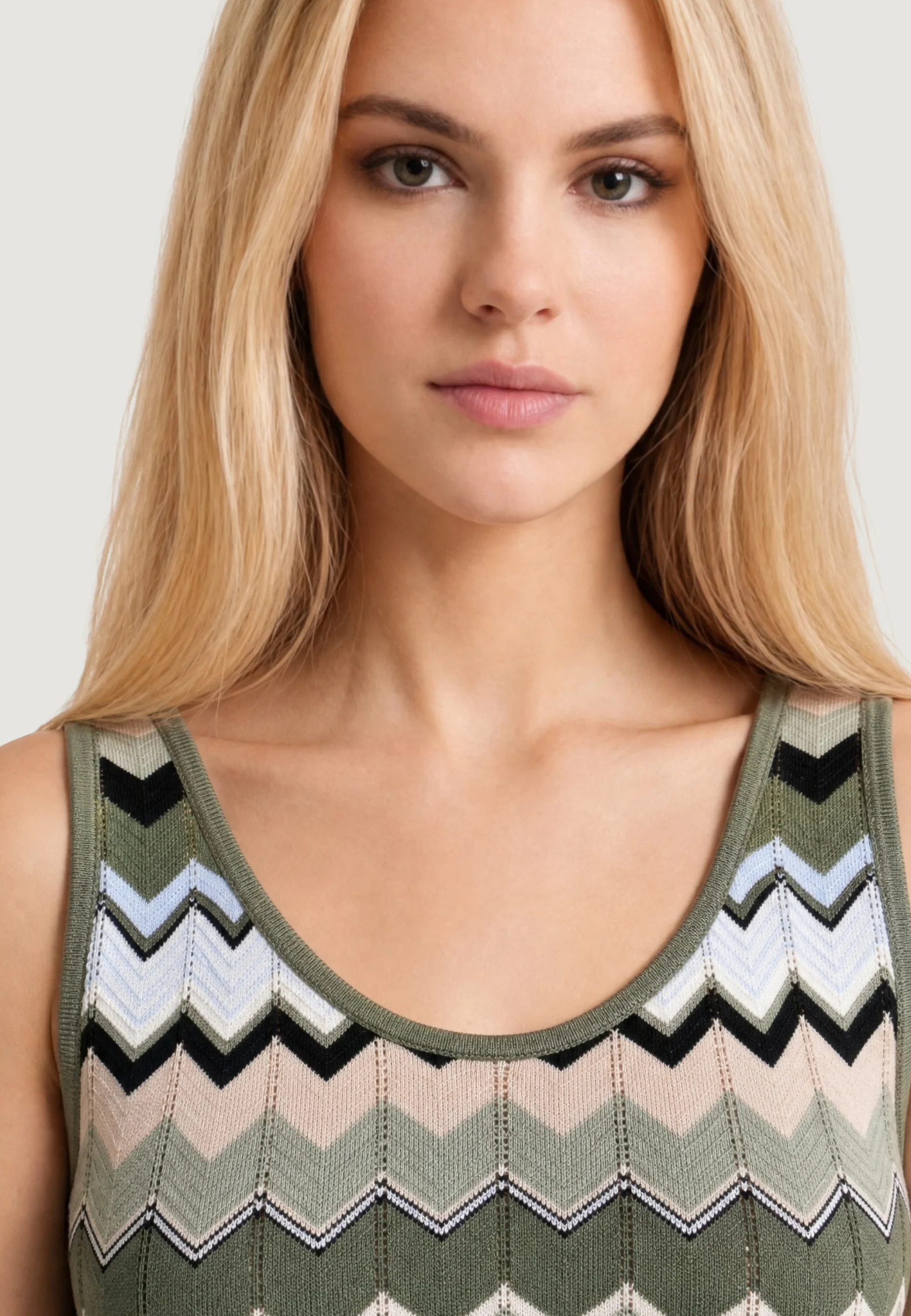 Canotta Street One zig-zag top - Image 4