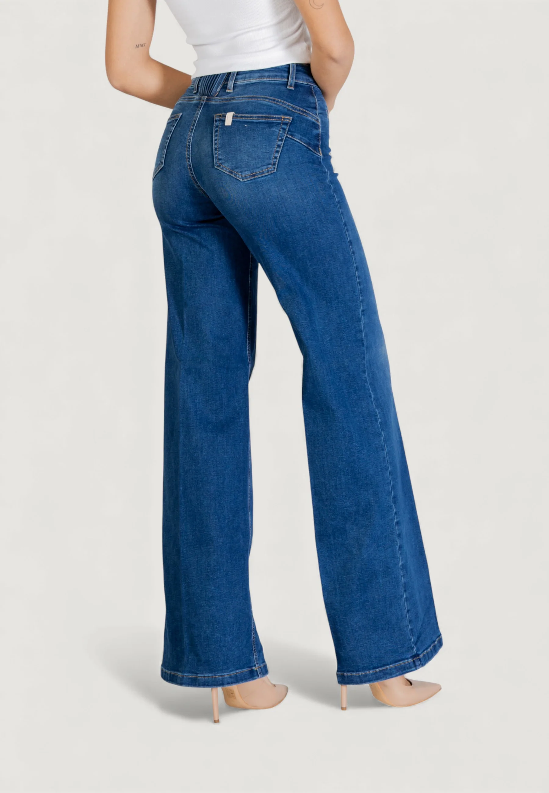 Jeans bootcut Liu-Jo ECS B.UP PARFAIT FLARE H.W. - Image 2