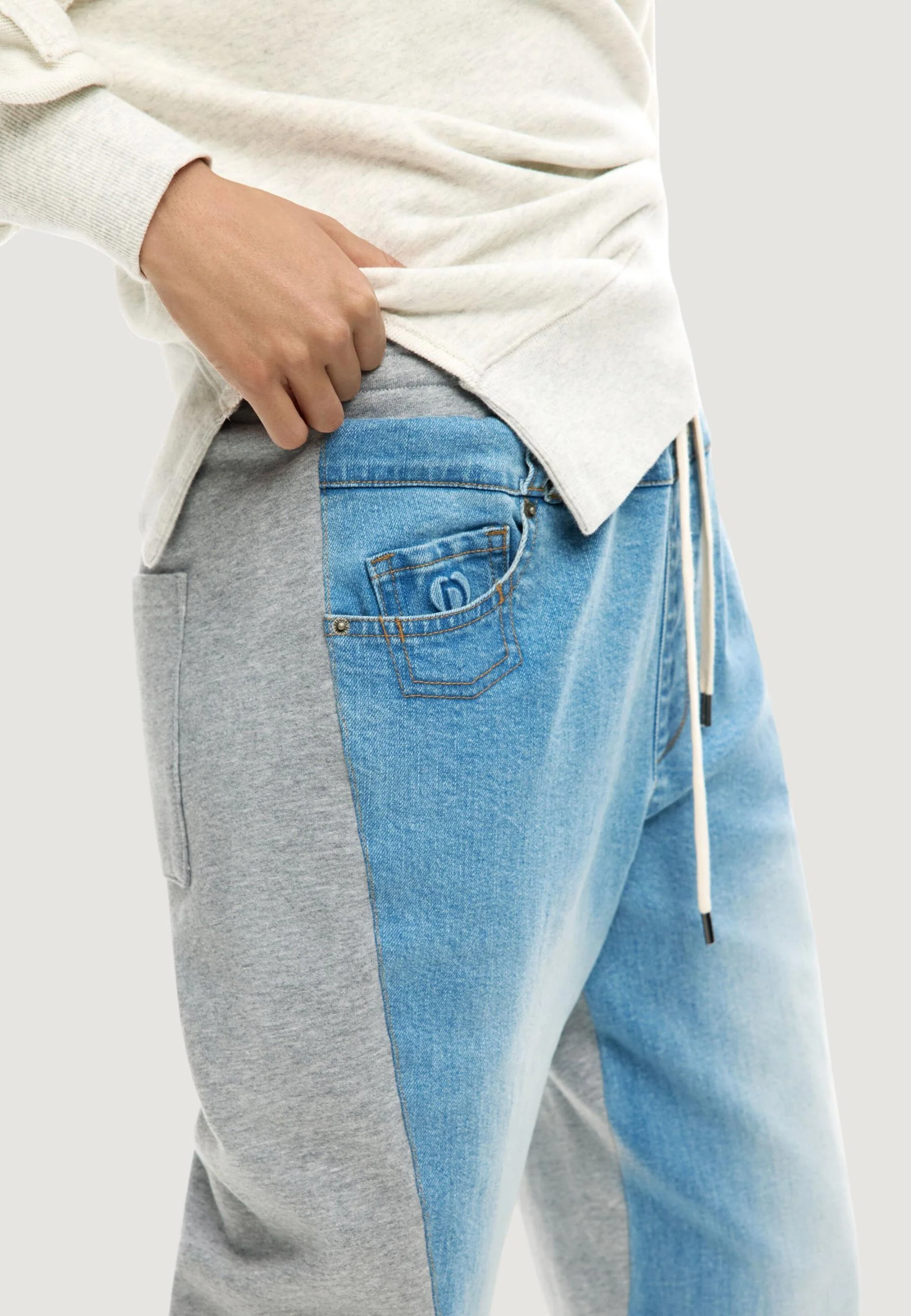Jeans mom Desigual SPORTTI - Image 3