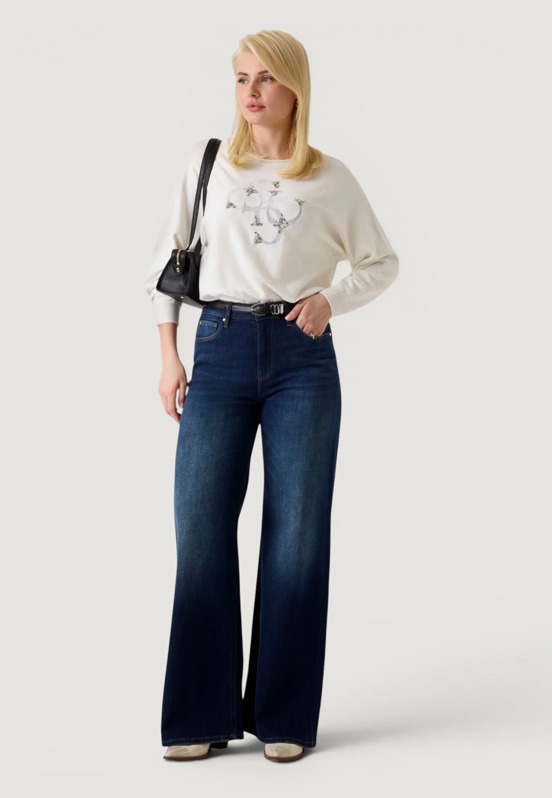 Maglia Guess BAT SLEEVE GEMMA LOG - Image 2