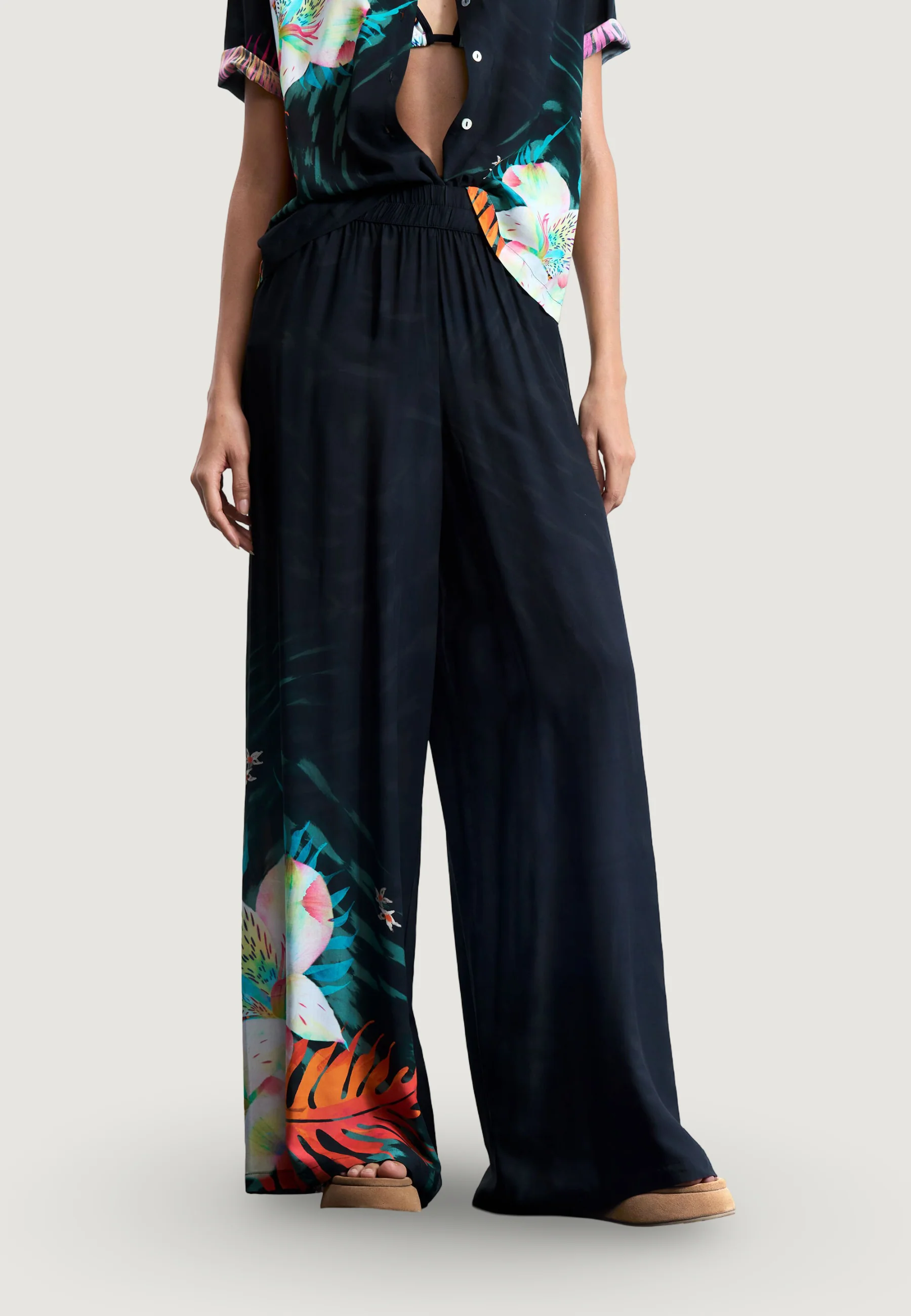 Pantaloni a palazzo Desigual PANT_SWIM-DAIKIRI