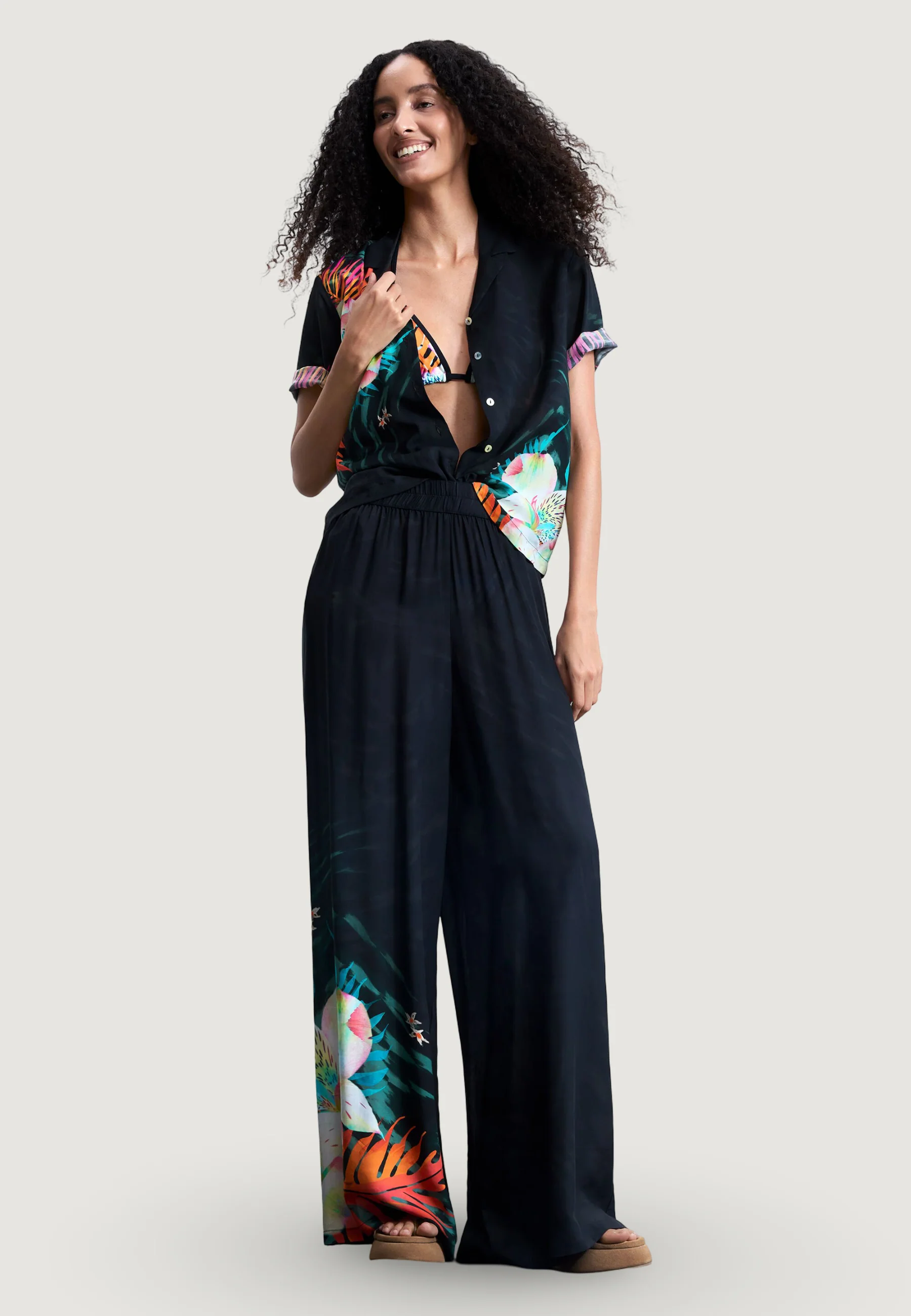 Pantaloni a palazzo Desigual PANT_SWIM-DAIKIRI - Image 3
