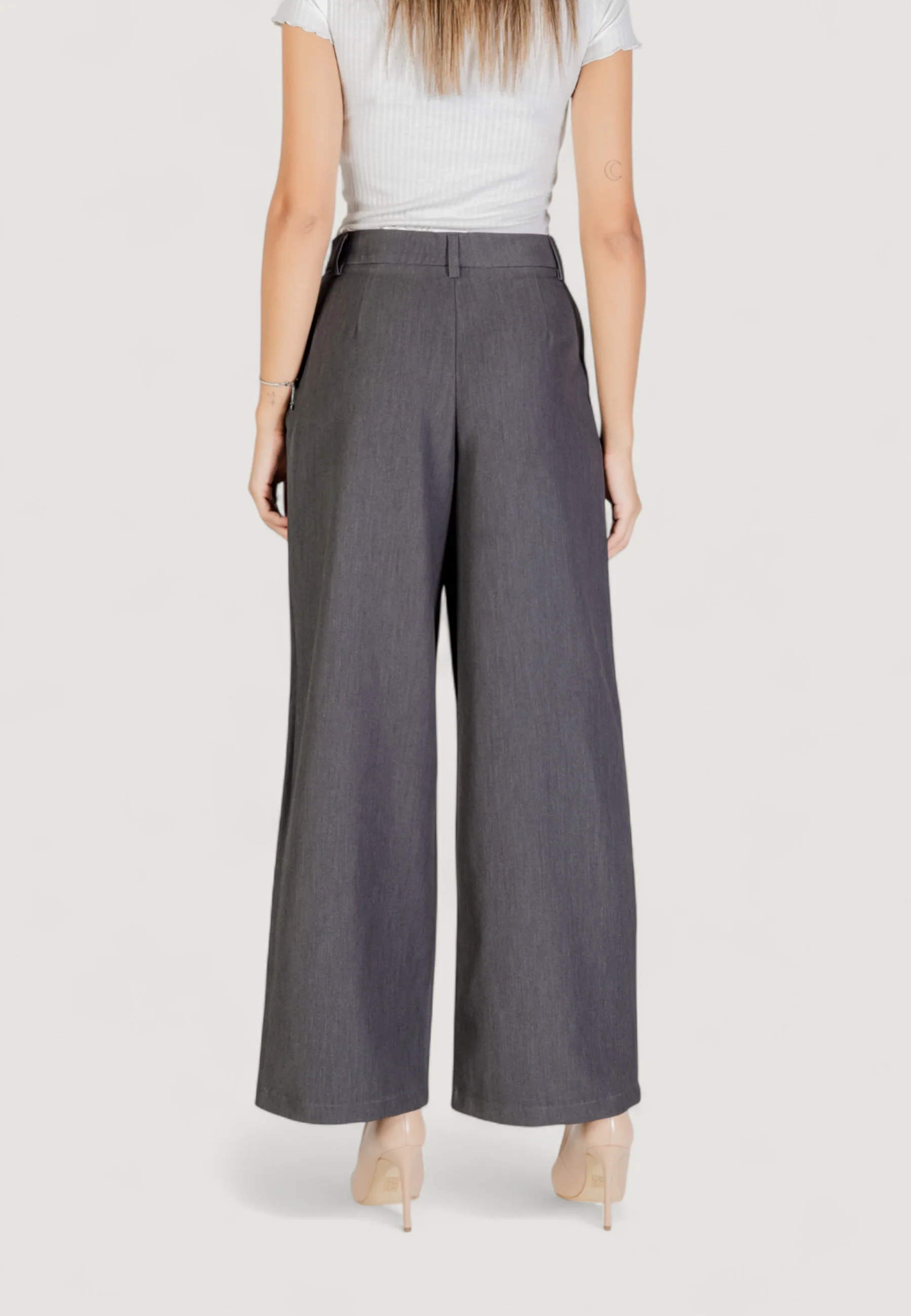 Pantaloni a palazzo Only ONLHATTIE HW PLEAT MEL STR PANT TLR NOOS - Image 2