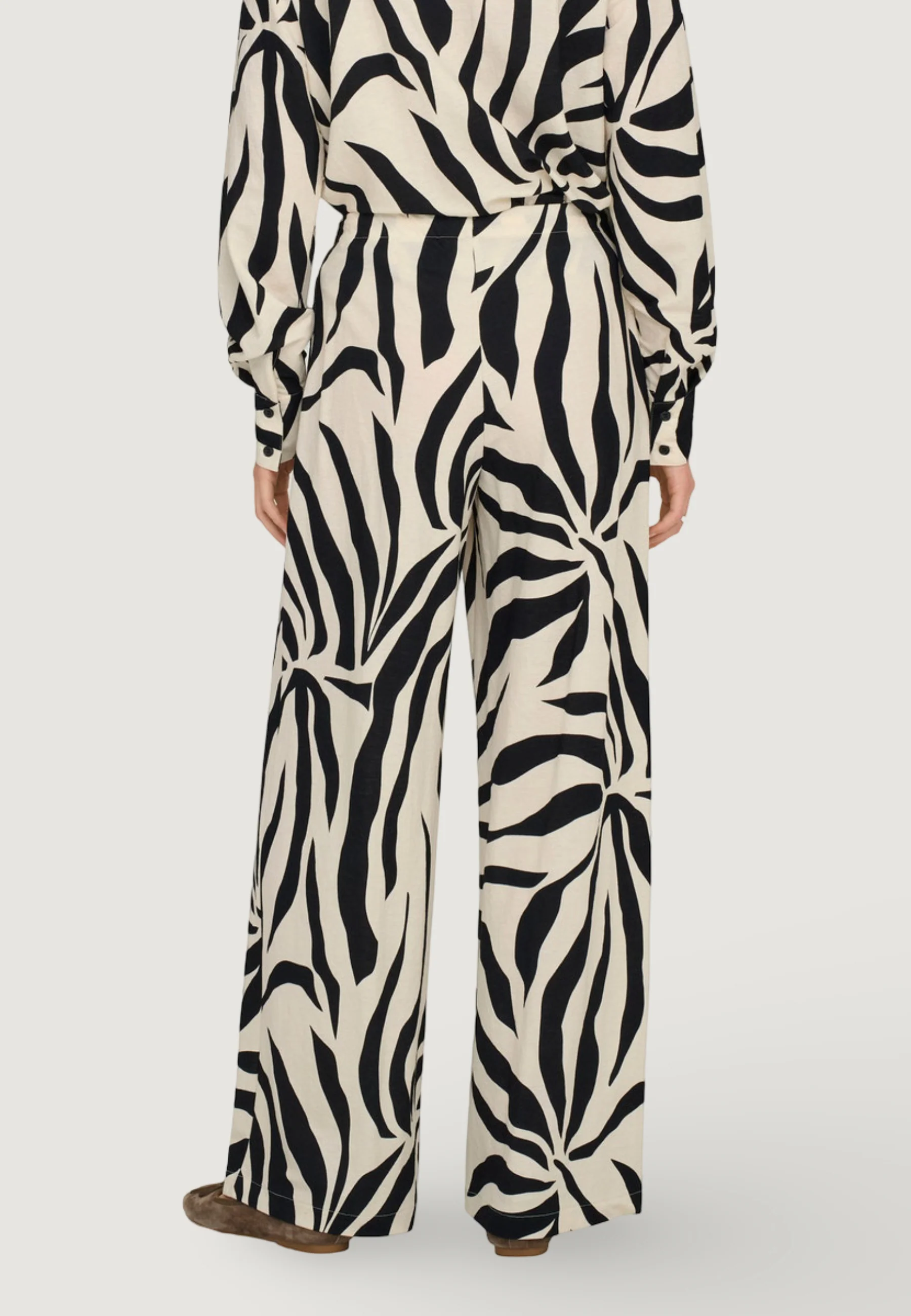 Pantaloni a palazzo Only Onlsakura Loose Pull Up Wvn - Image 2