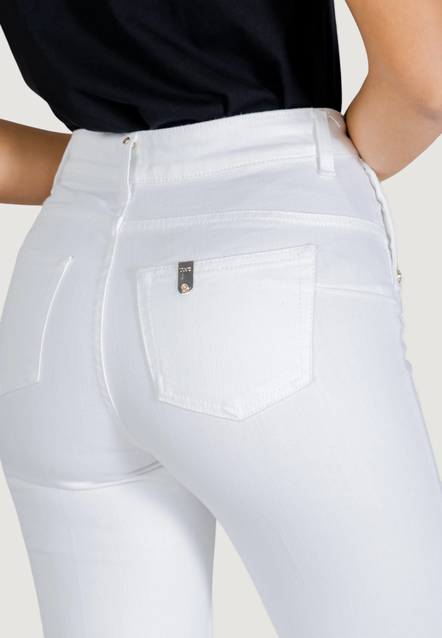 Pantaloni bootcut Liu-Jo B.UP FLARE BUTTON H.W. - Image 4