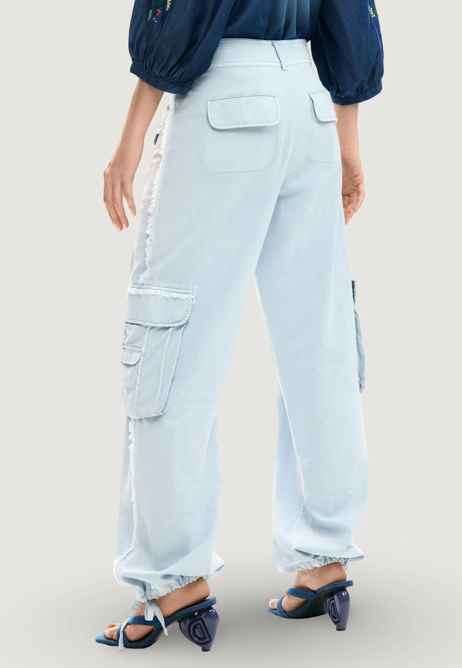 Pantaloni regular Desigual PANT_VILLAGE - Image 2