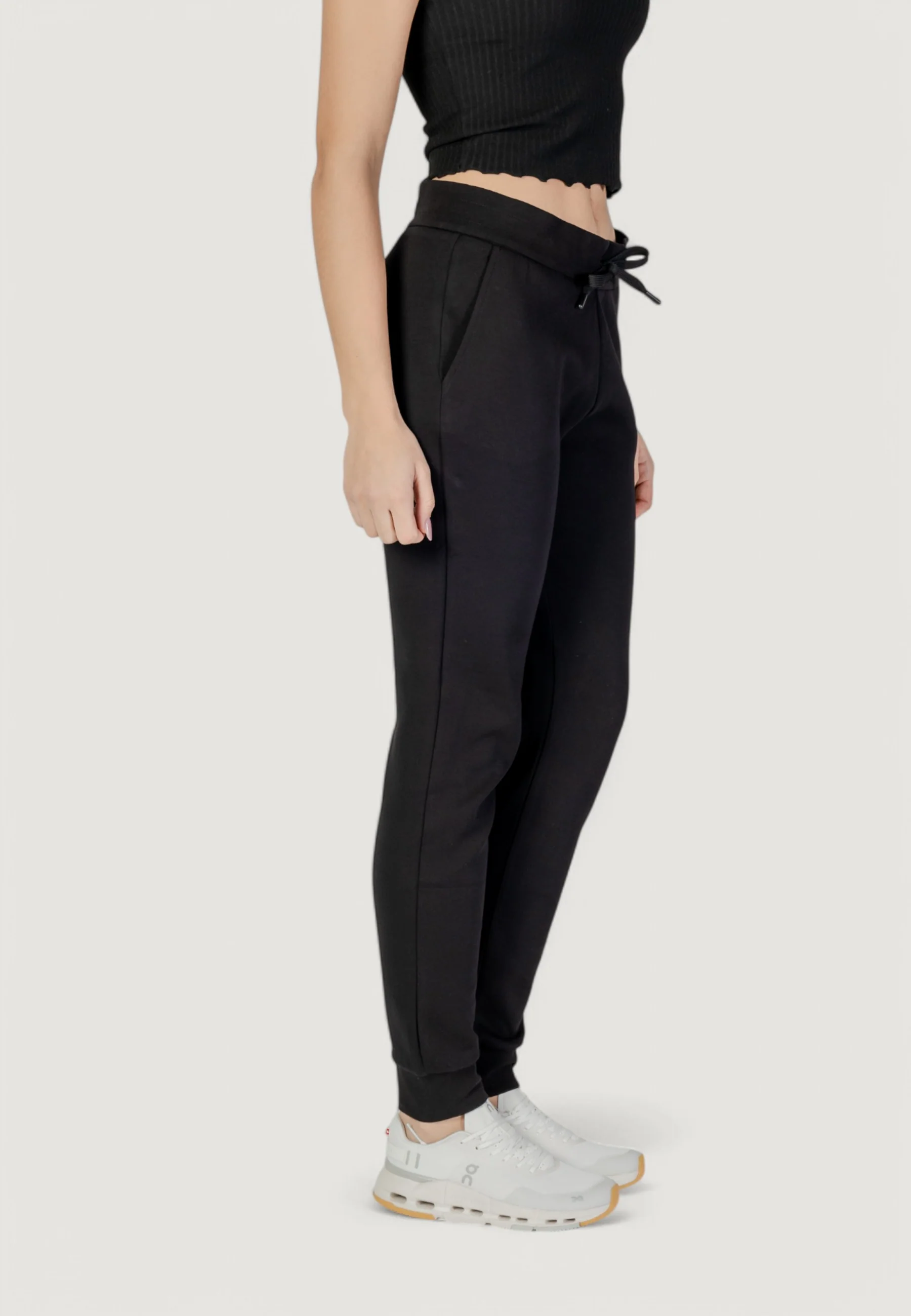 Pantaloni sportivi Armani Exchange XW000824 AF10818 - Image 3