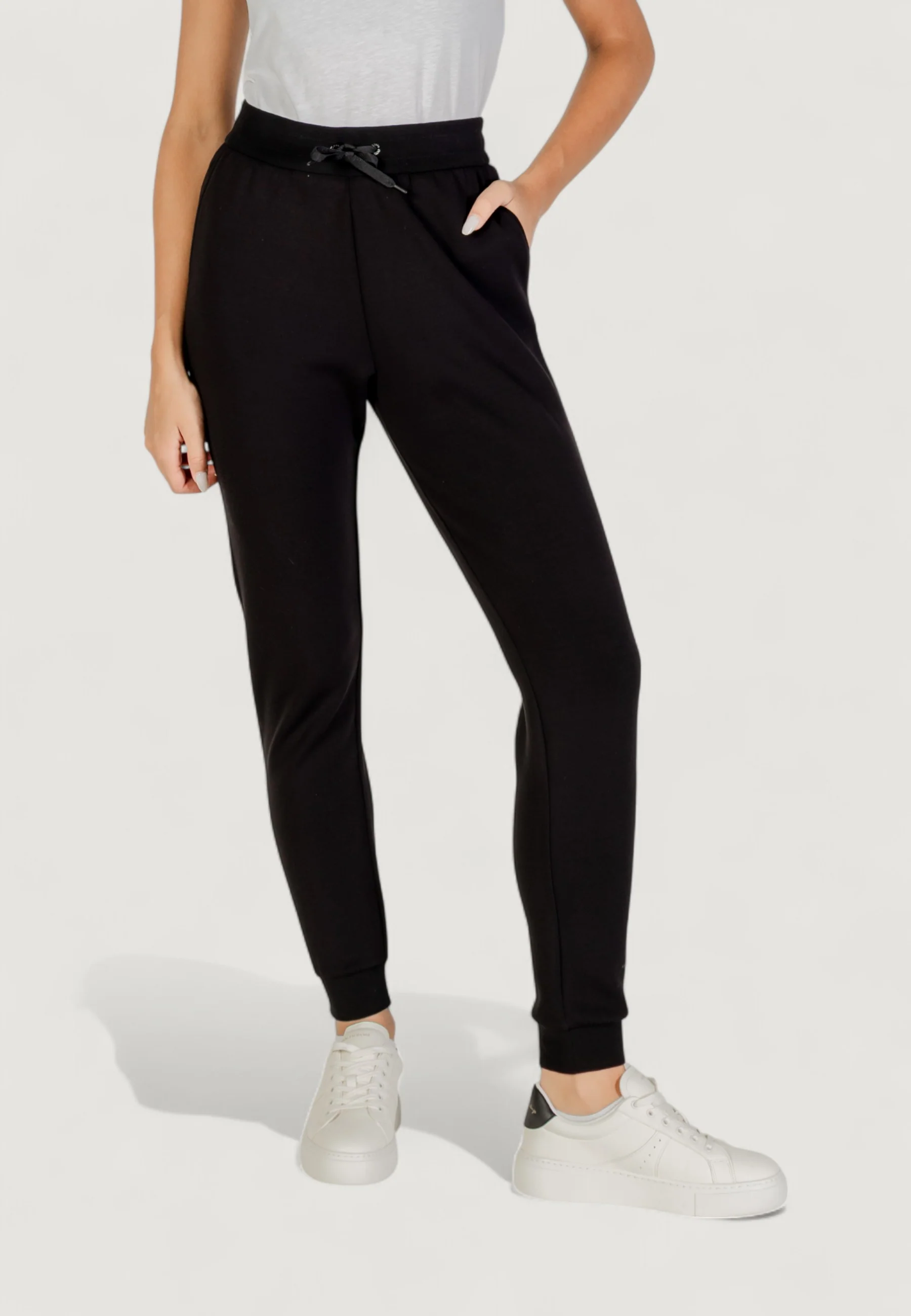 Pantaloni sportivi Armani Exchange XW000828 AF13397 - Image 3