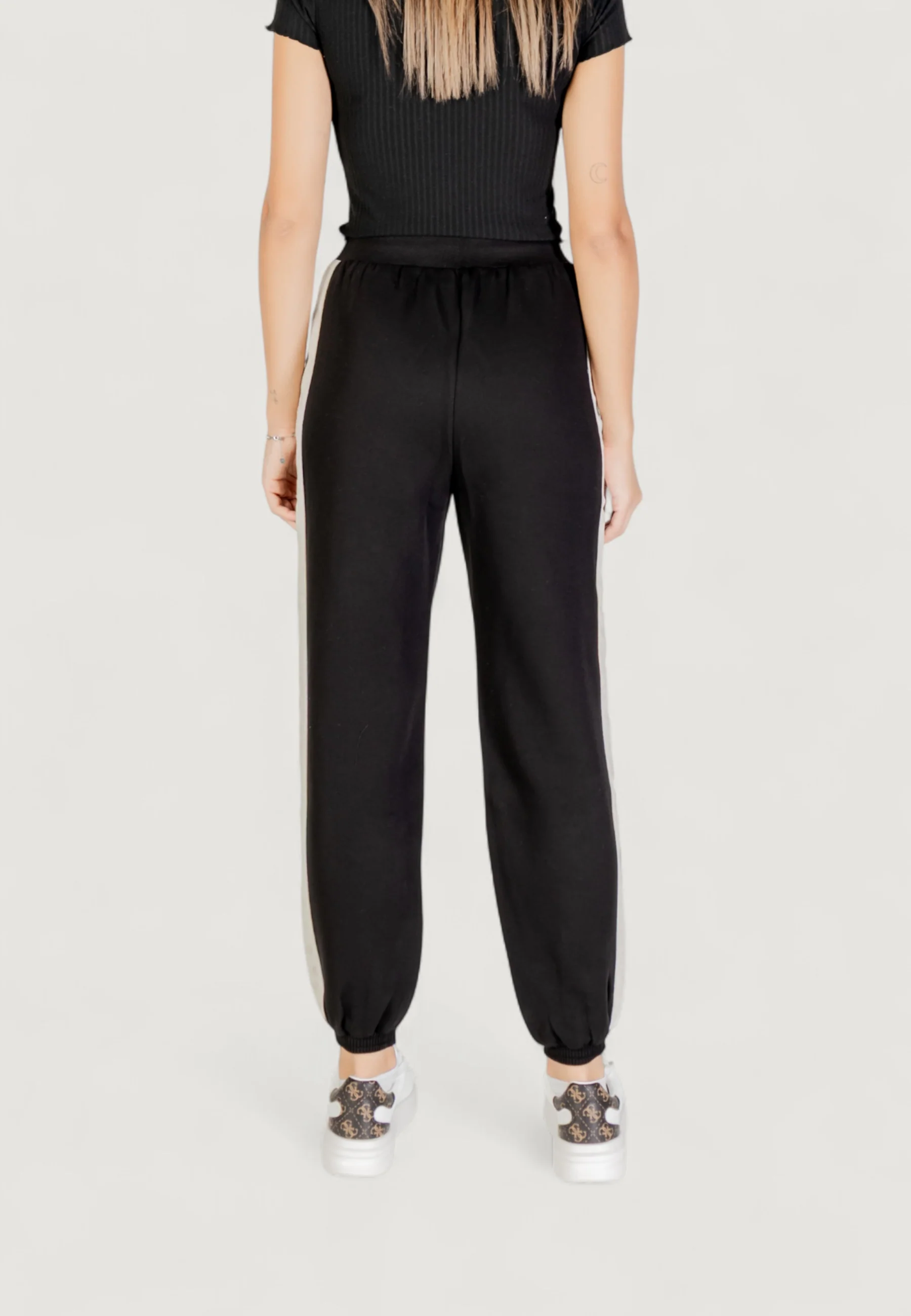 Pantaloni sportivi Guess Active MARYELLA JOGGER - Image 5