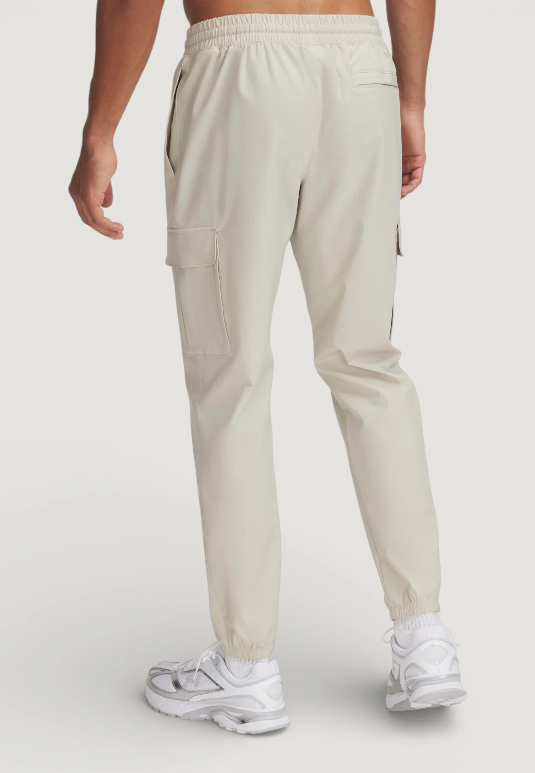Pantaloni sportivi Under Armour UA VIBE WOVEN CARGO PANTS - Image 2