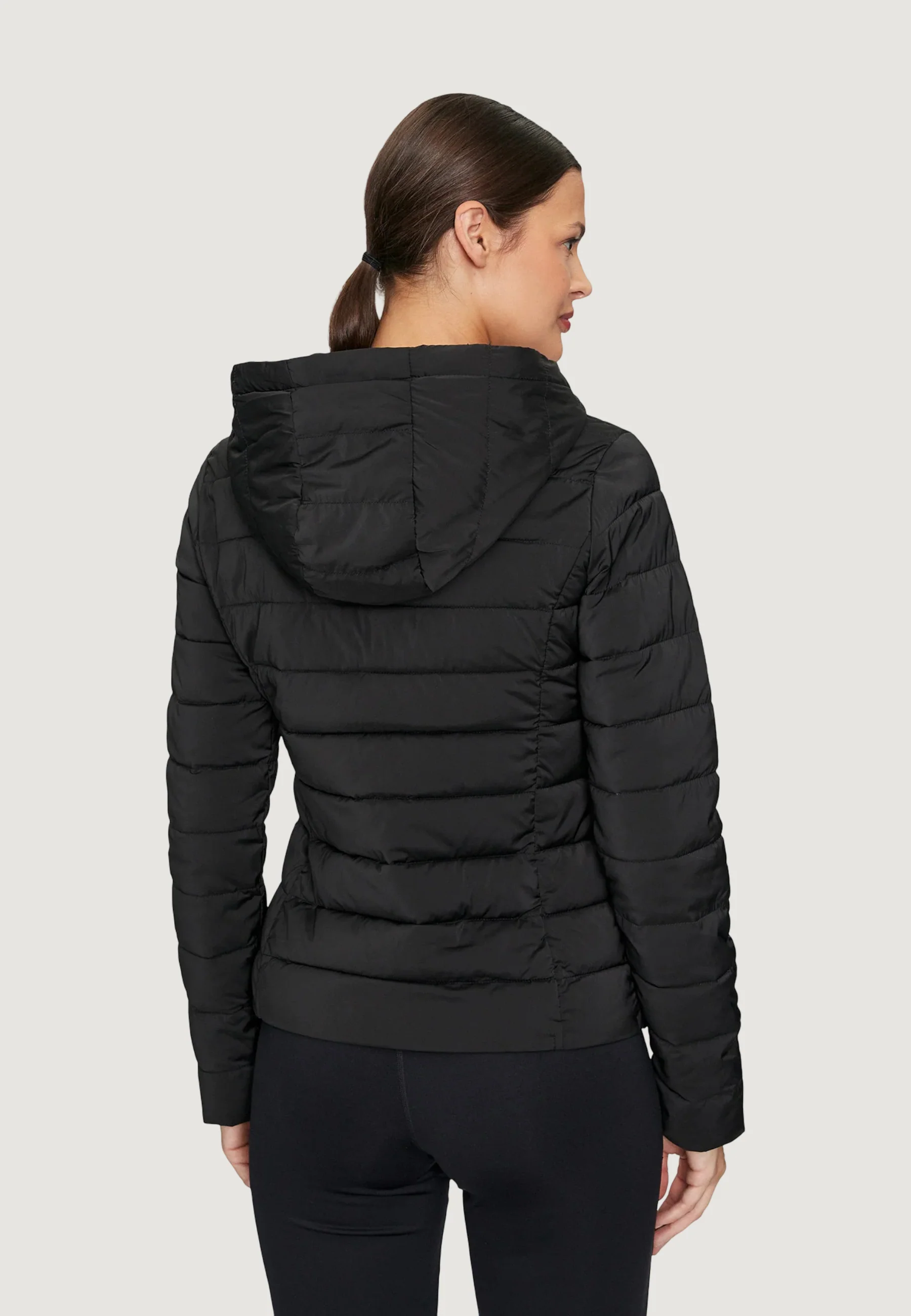 Piumino Guess Active SOLID HEAVY DIANN PUFFER - Image 4