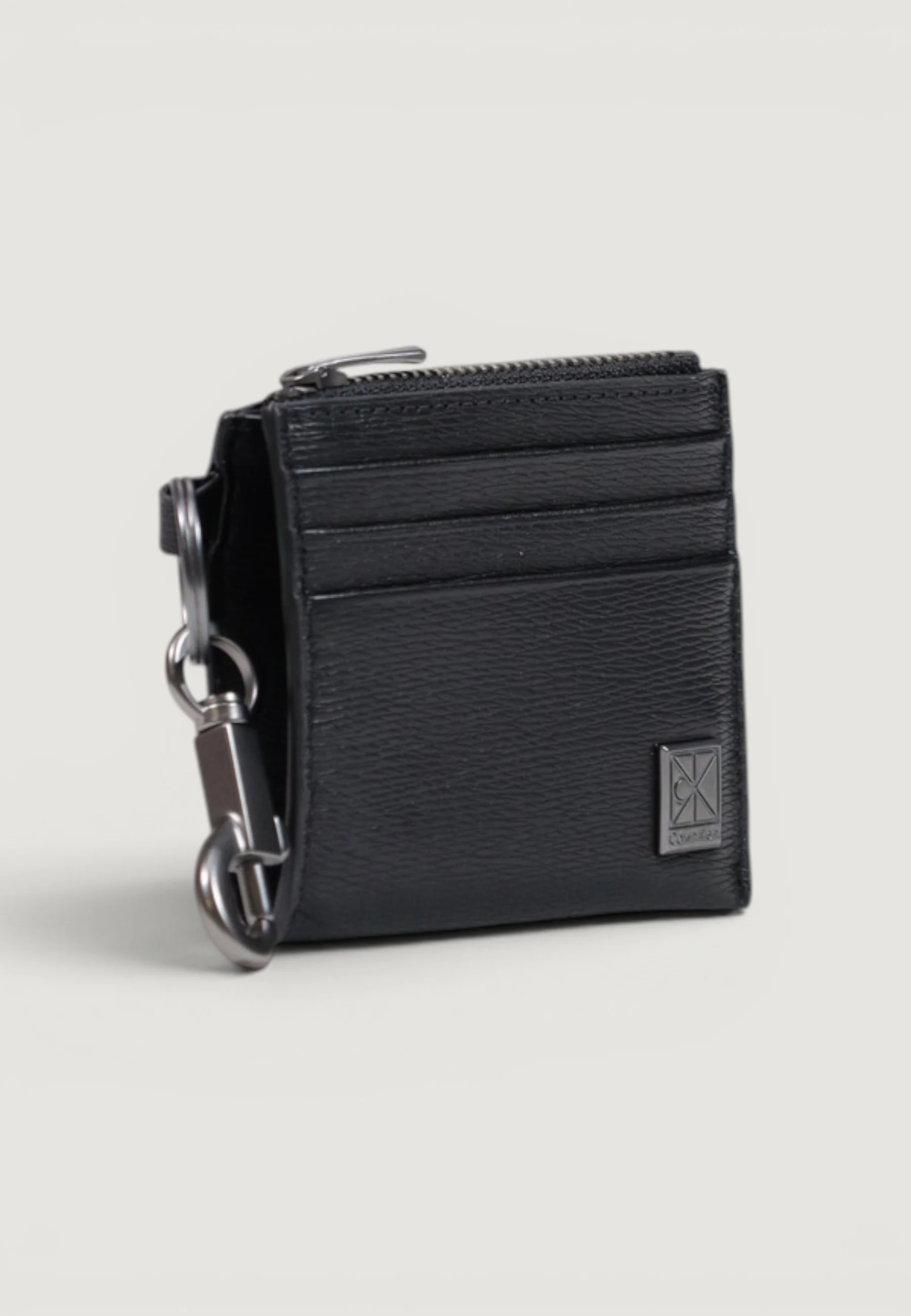 Portafoglio con portamonete Calvin Klein EMBLEM HW CARDHOLDER W/ CLIP - Image 2