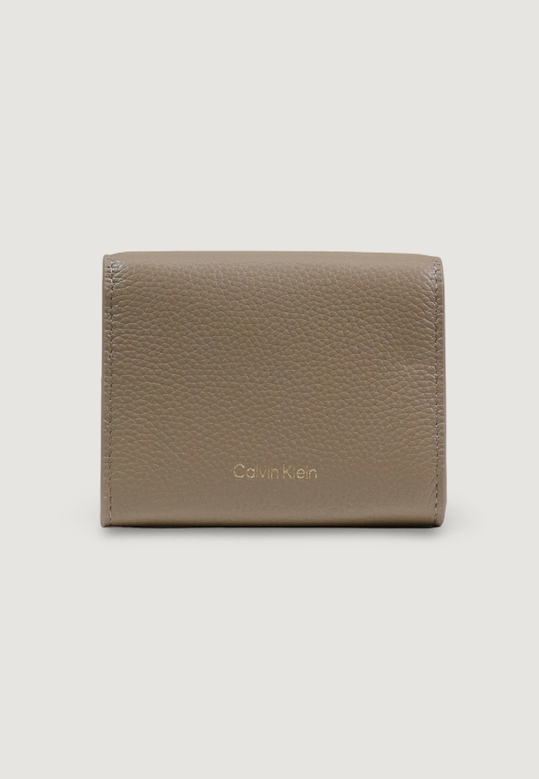 Portafoglio piccolo Calvin Klein EMBLEM HW PEBBLE TRIFOLD W/ZIP - Image 4