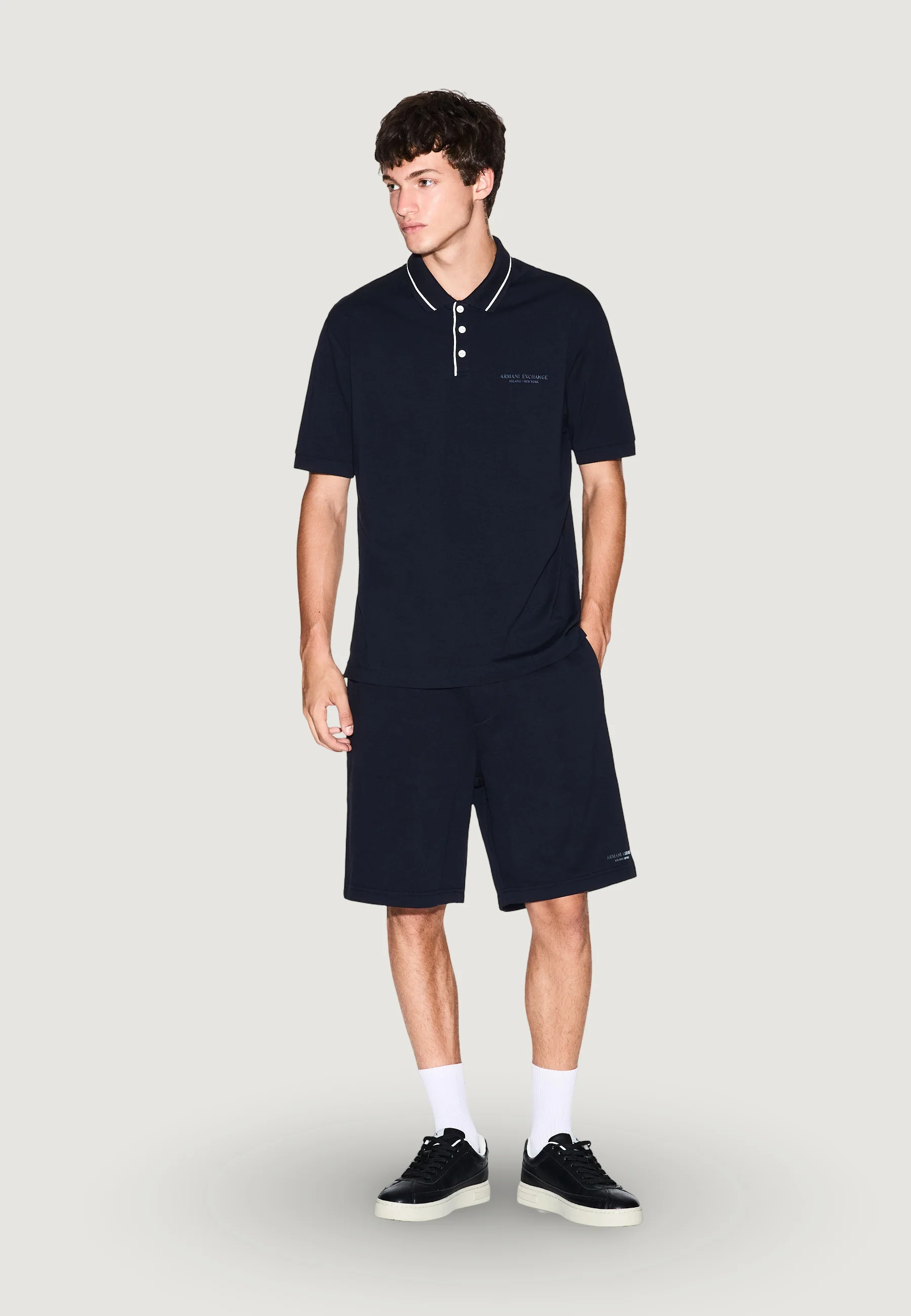 Shorts Armani Exchange XM001300 AF20934 - Image 2