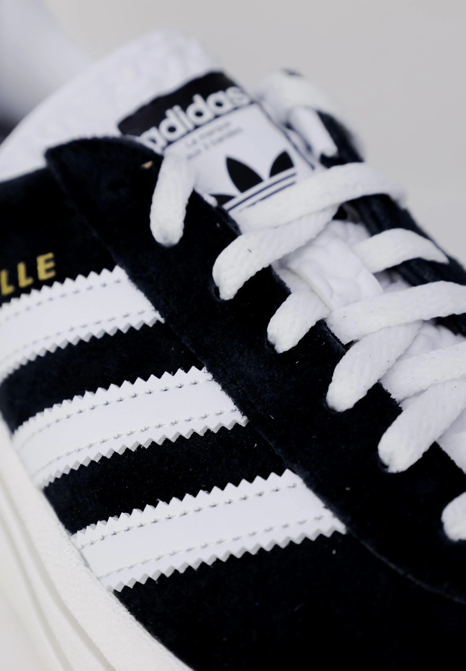 Sneakers Adidas Originals GAZELLE BOLD W - Imballo Originale Danneggiato - Prodotto Integro - Image 3