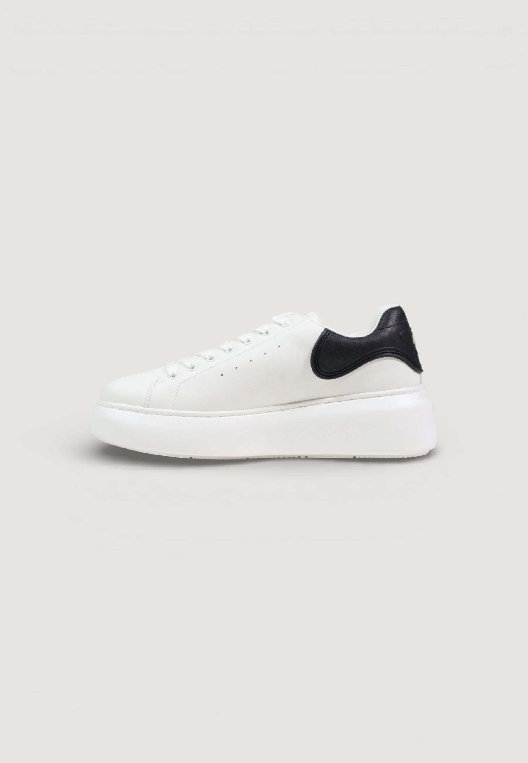 Sneakers Armani Exchange XW002149 AF19528 - Image 3