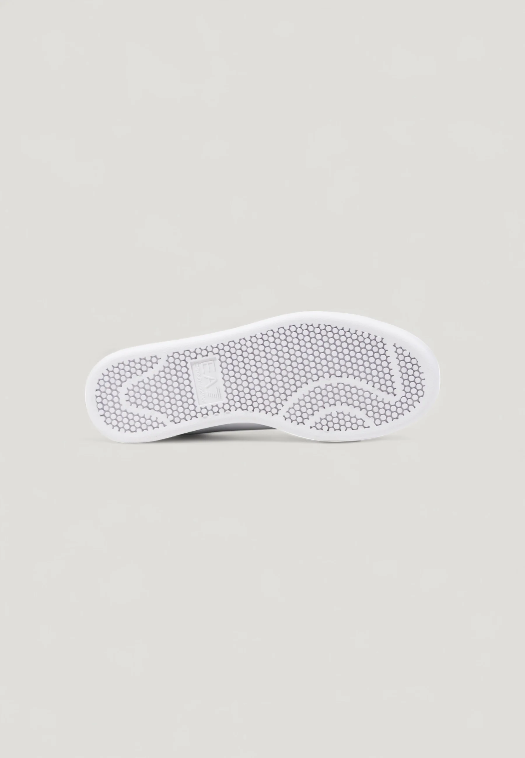 Sneakers EA7 Imballo Originale Danneggiato - Prodotto Integro - Image 5