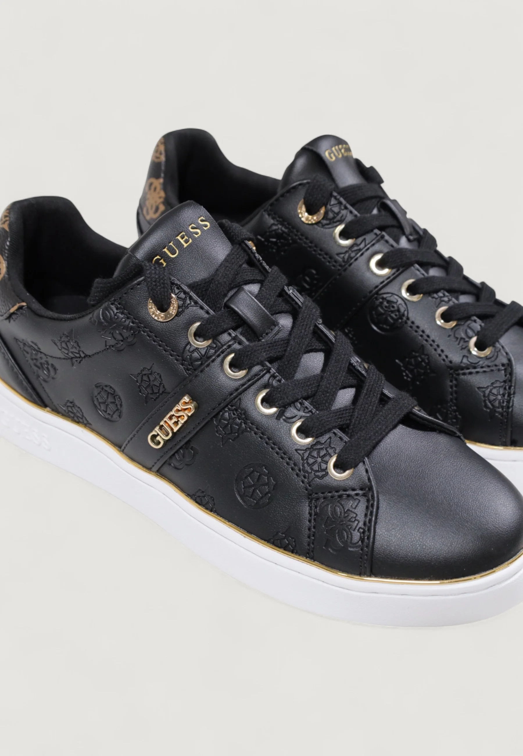 Sneakers Guess BRITZ - Image 2