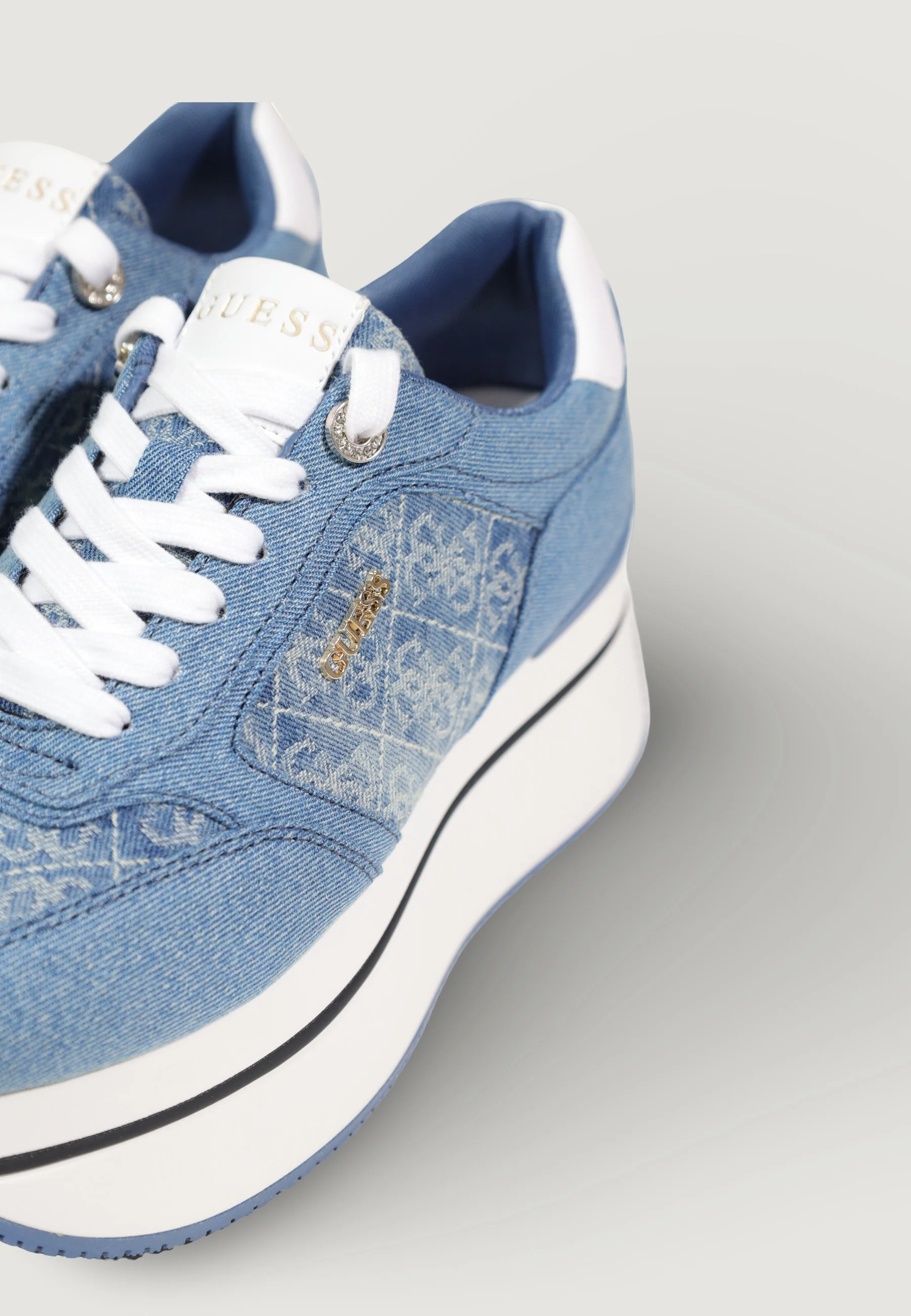 Sneakers Guess CAMRIO11 - Image 3