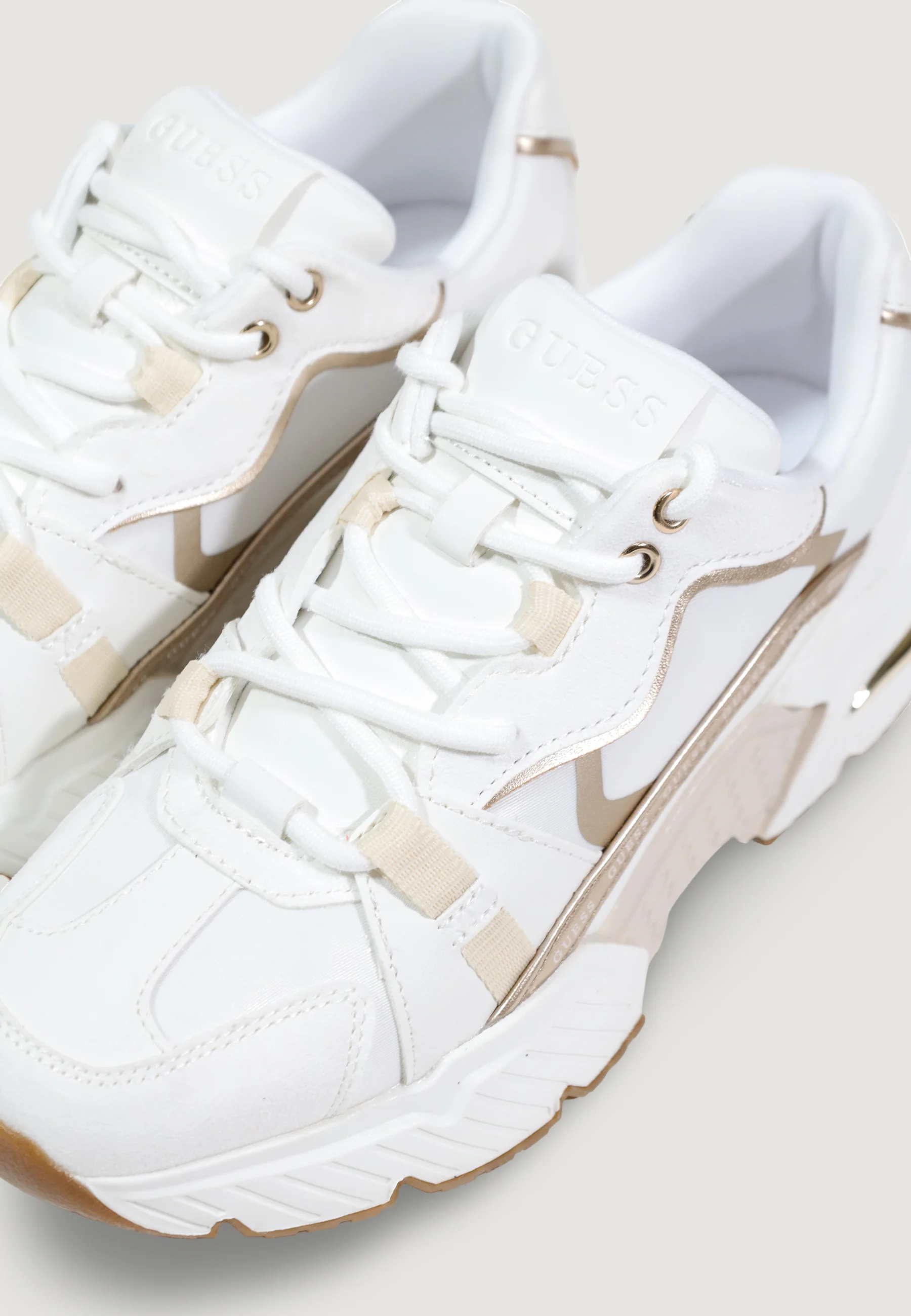 Sneakers Guess CARRLI6 - Image 2