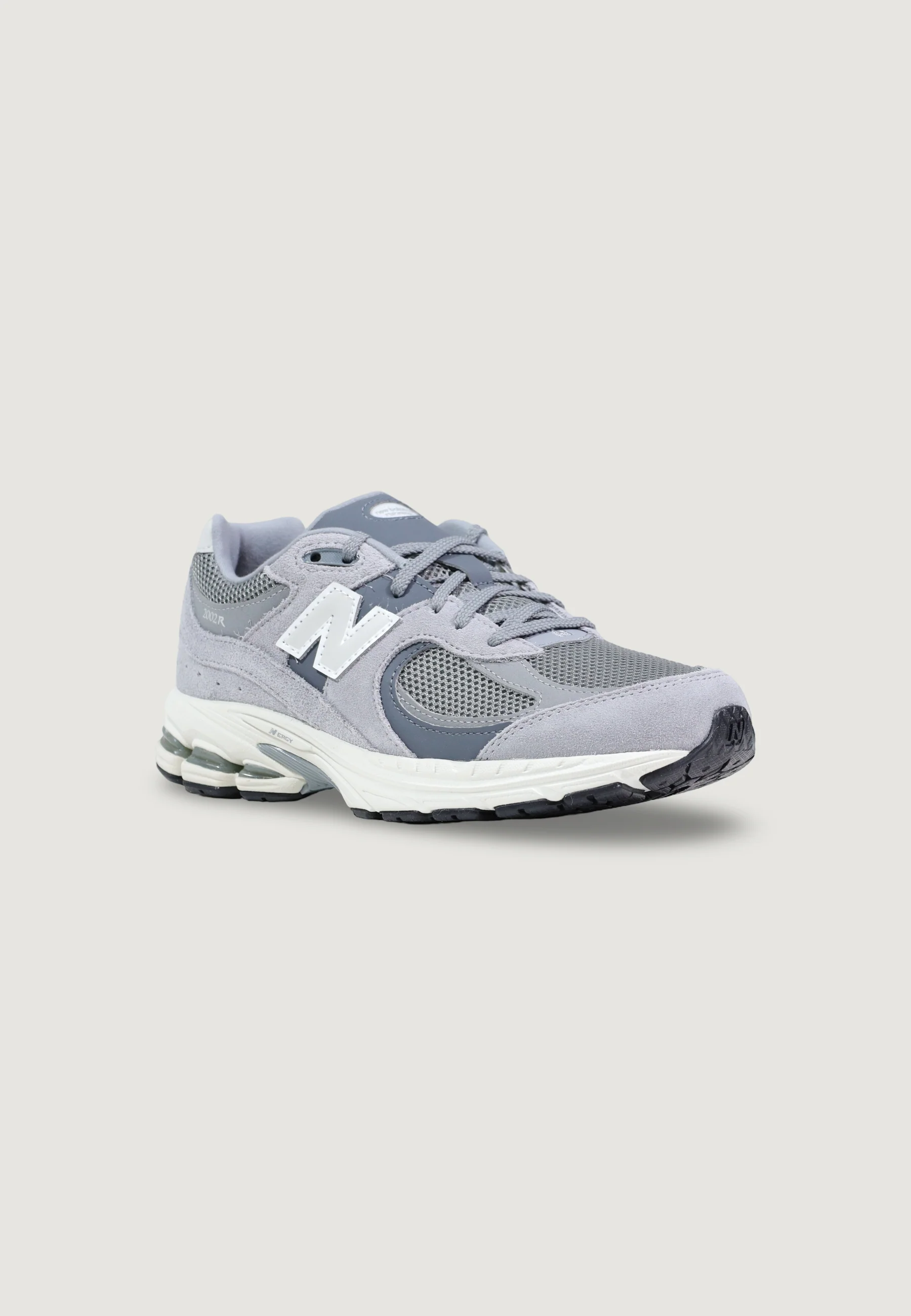 Sneakers New Balance 2002 - Image 2