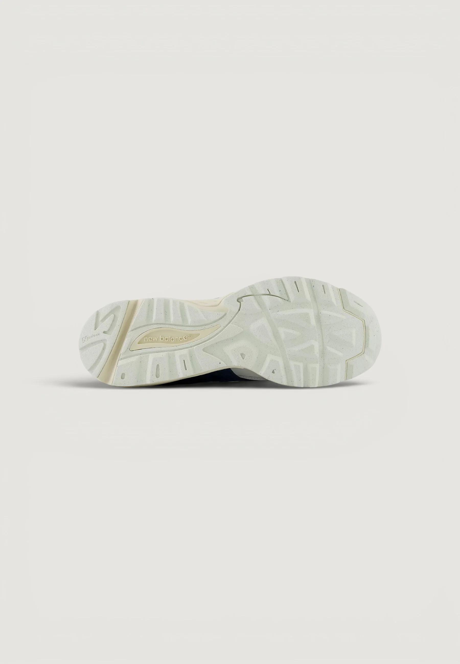 Sneakers New Balance U880R6ZZ - Image 5
