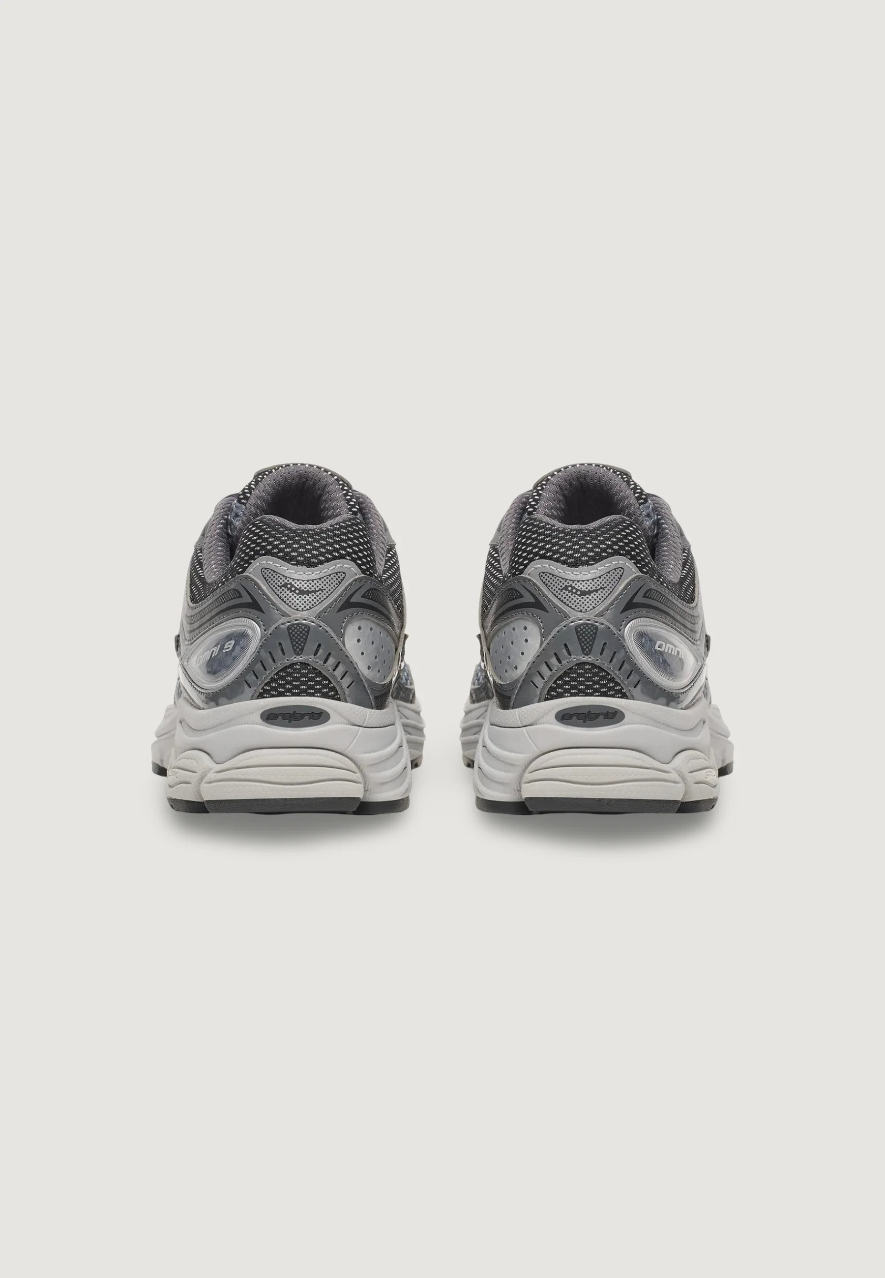 Sneakers Saucony PROGRID OMNI 9 - Image 4