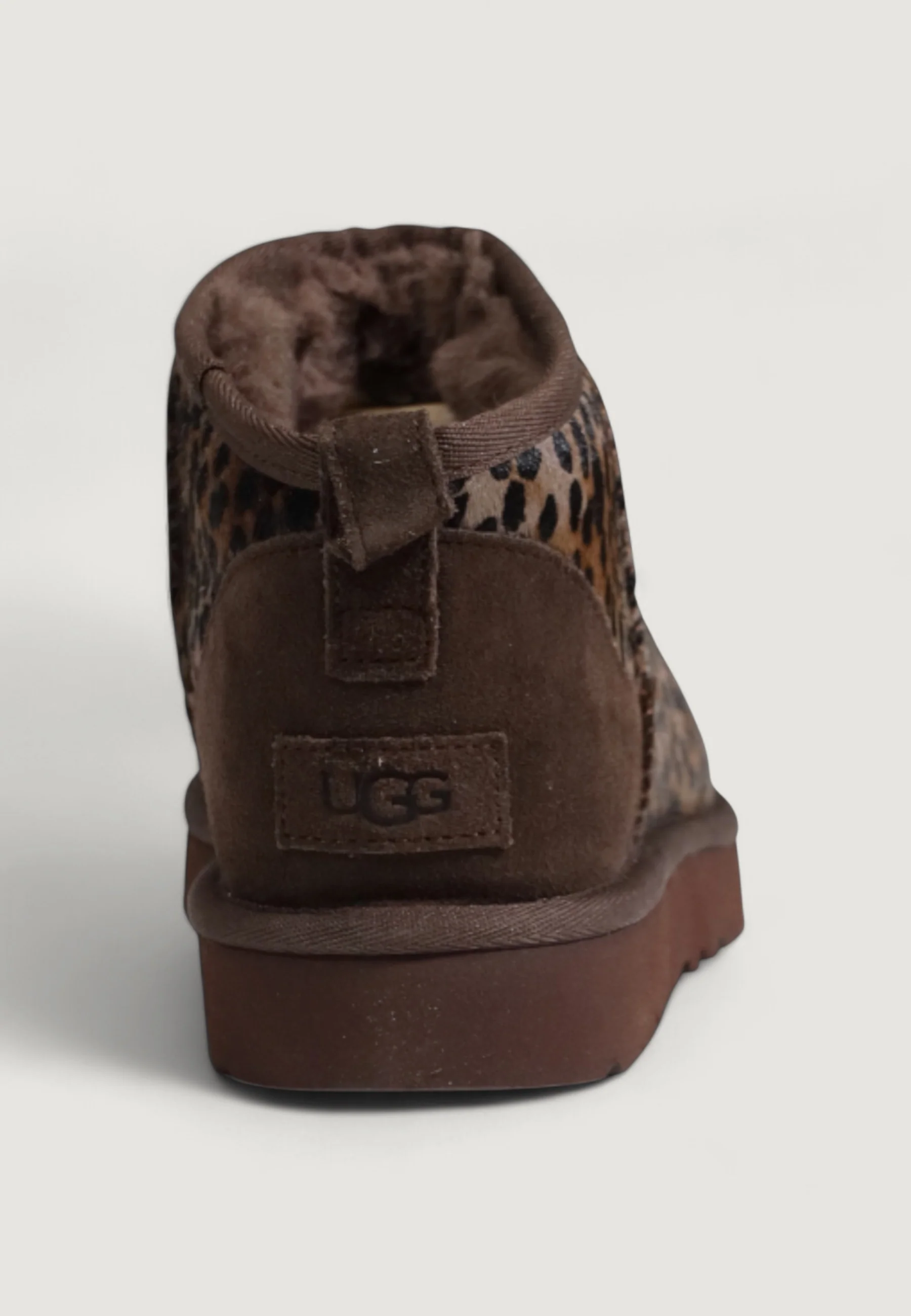 Stivali UGG W CLASSIC ULTRA MINI CASPIAN - Image 4