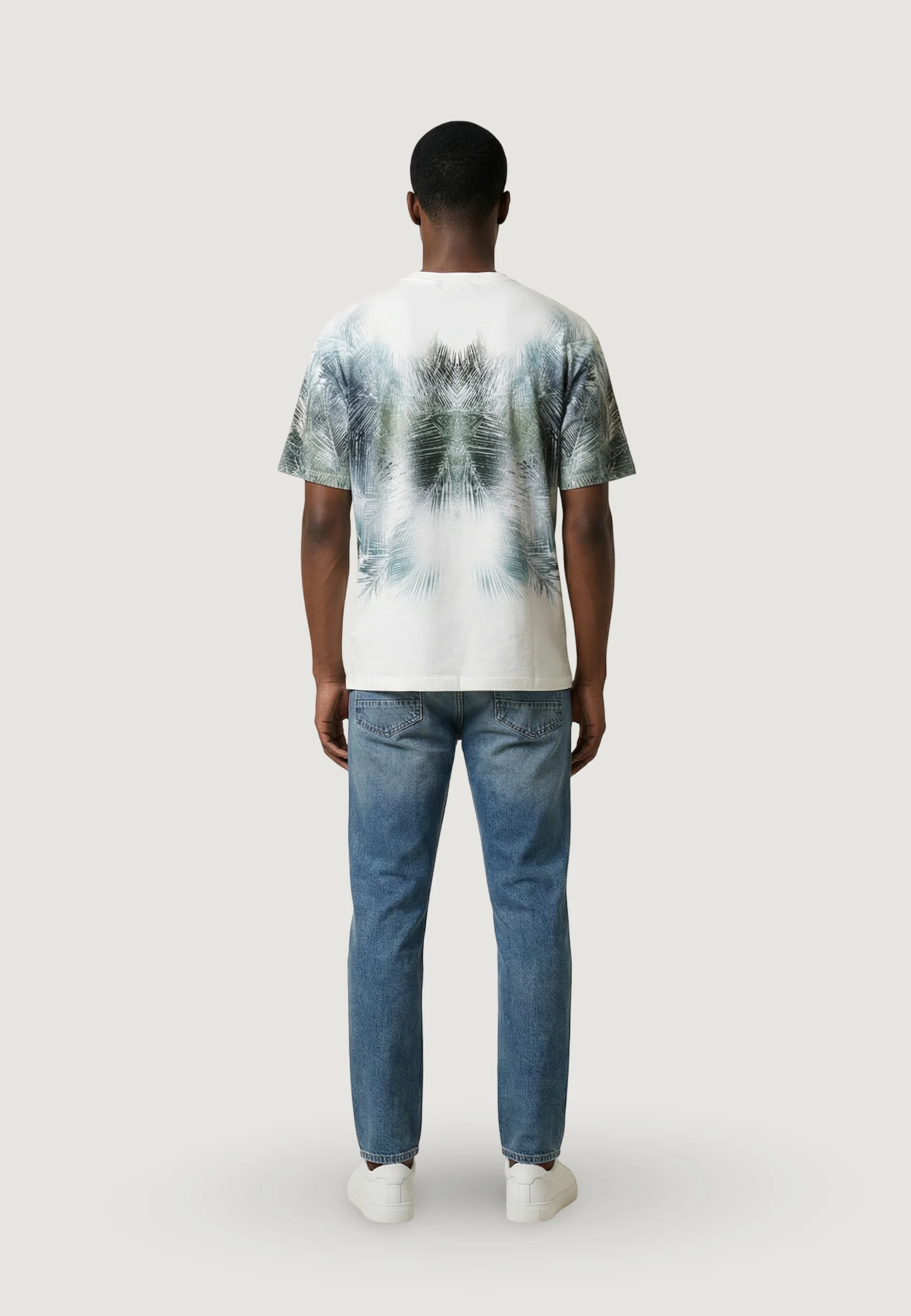 T-shirt Antony Morato REGULAR FIT WITH WATER PRINT AND RUBBER INJECTION LOGO PRINT ON BACK - Image 3