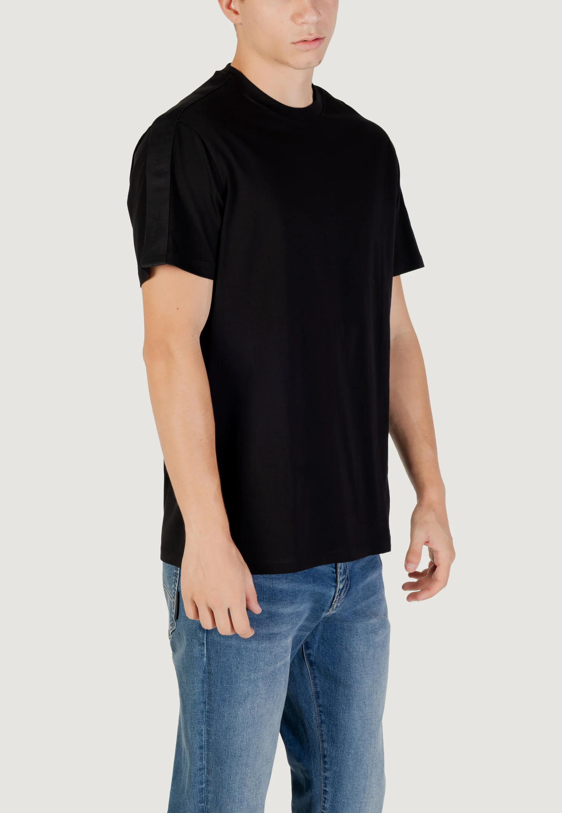 T-shirt Armani Exchange XM001283 AF10361 - Image 3