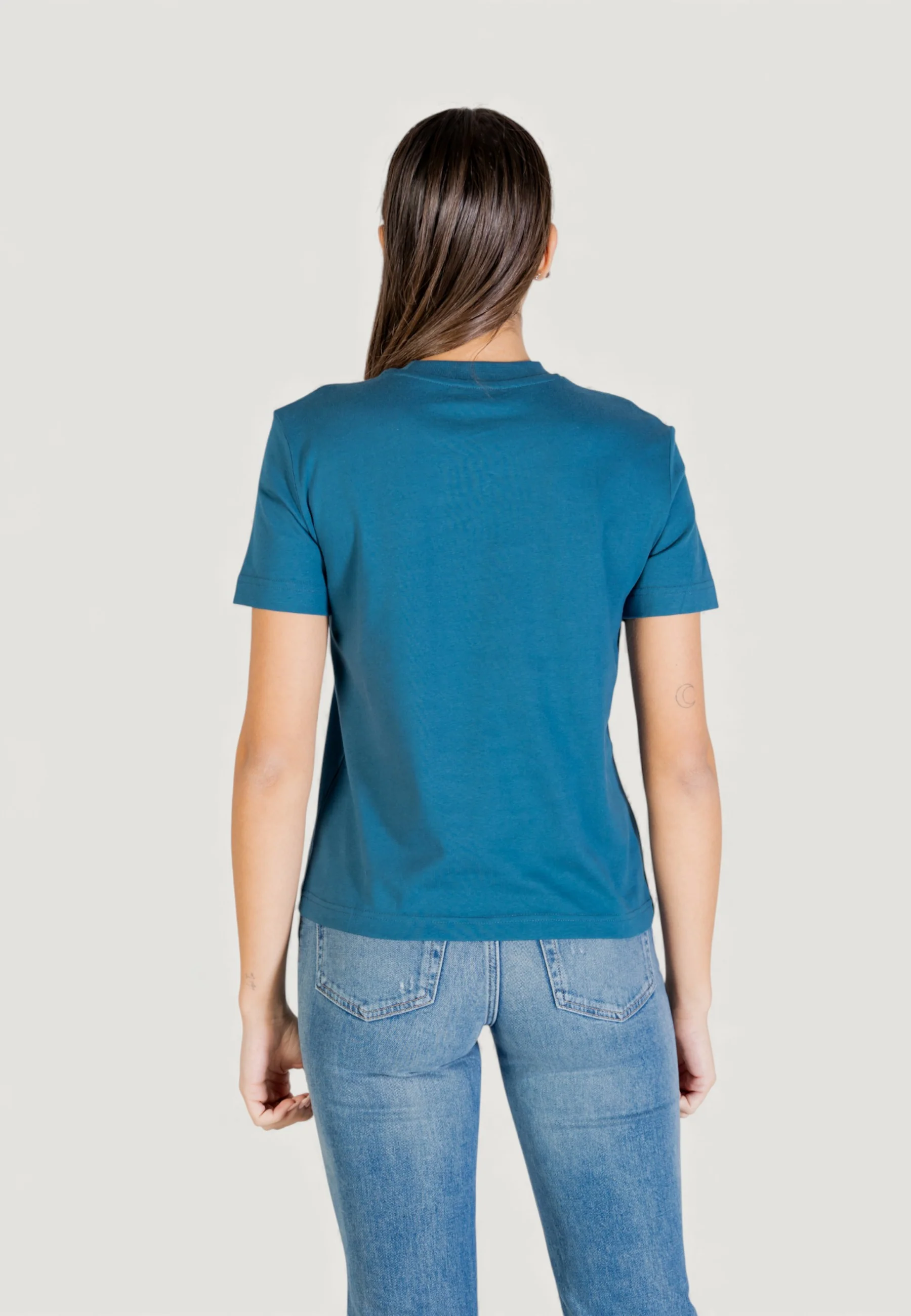 T-shirt Calvin Klein Jeans A- INST. LOGO CLASSI - Image 2