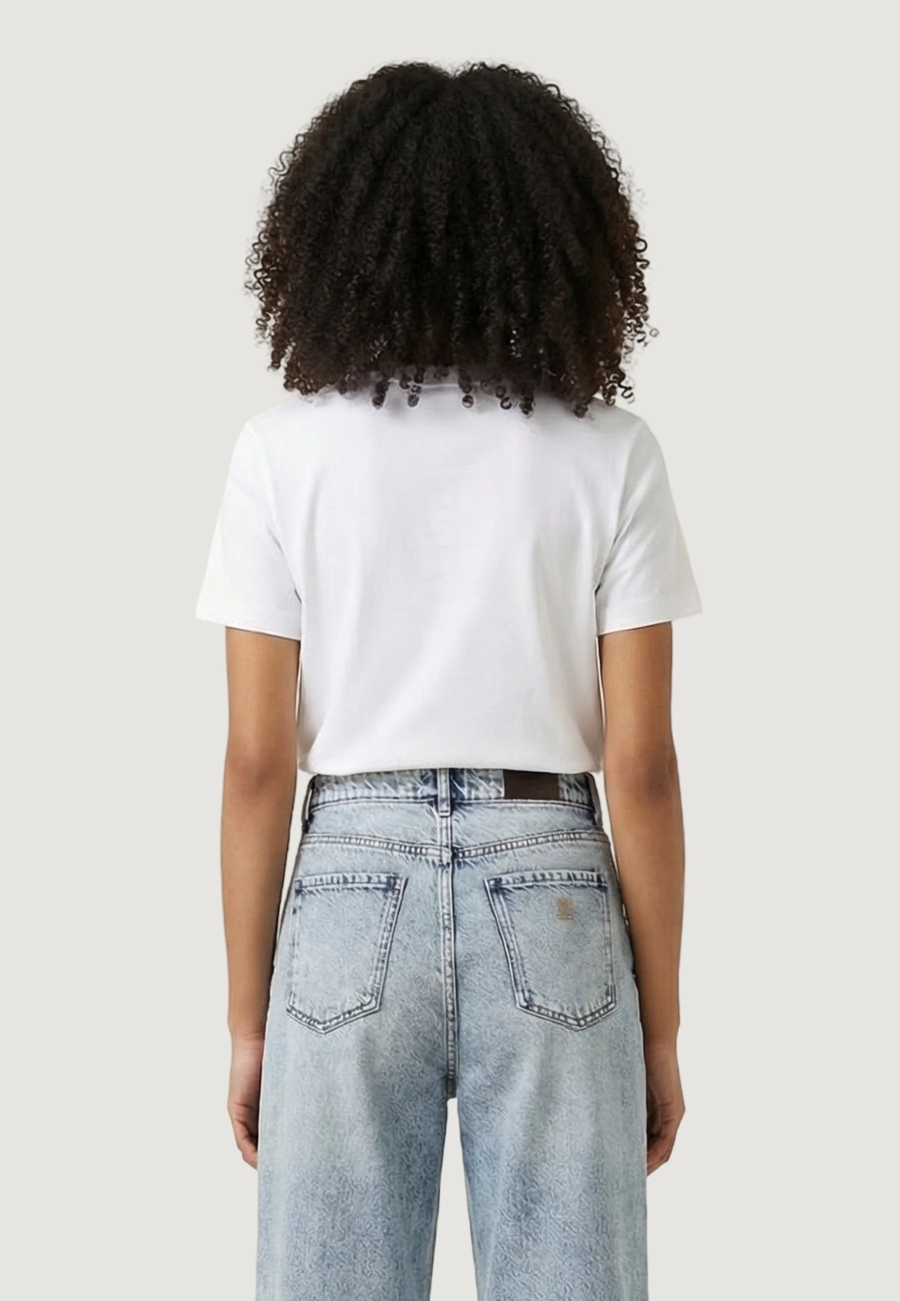 T-shirt Calvin Klein Jeans LV047F810G - Image 2