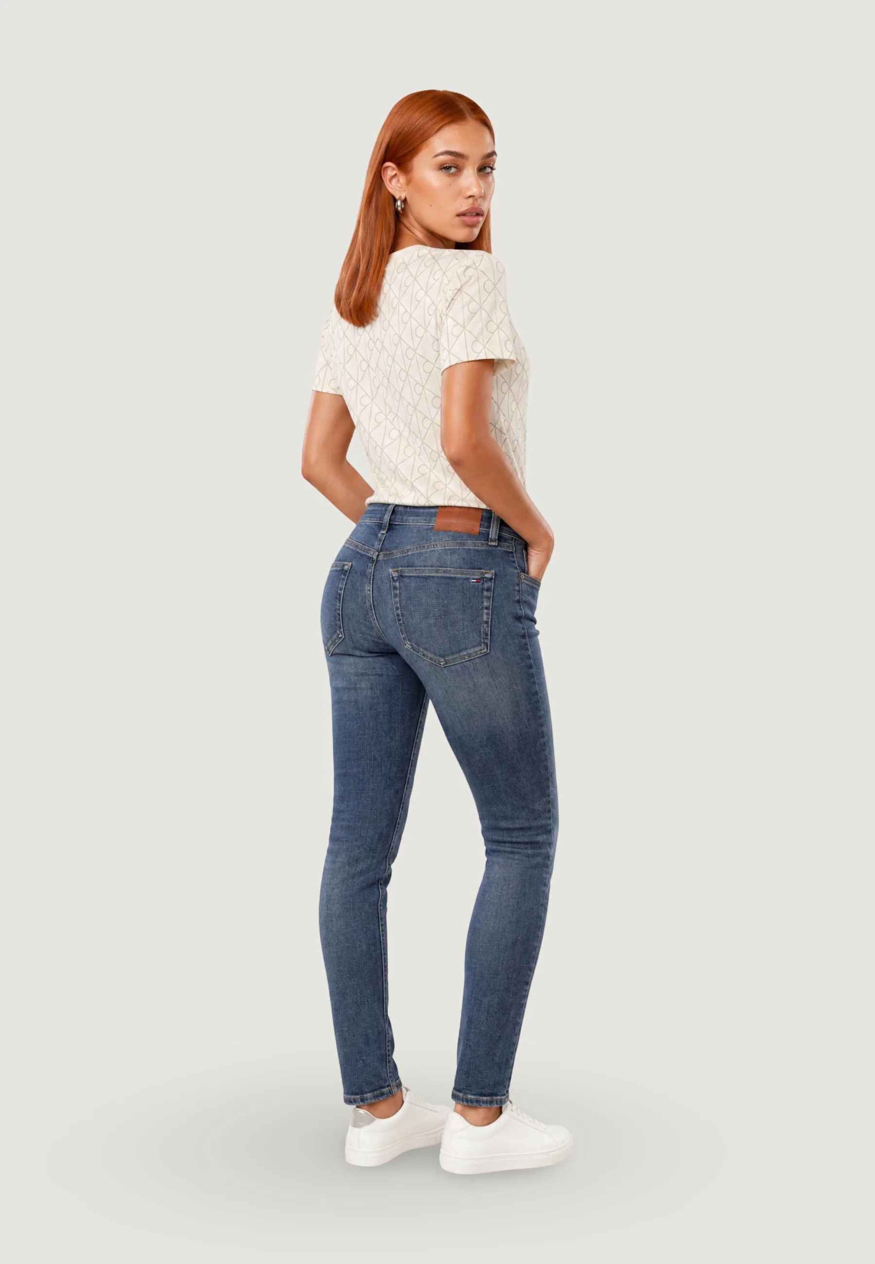 T-shirt Calvin Klein Jeans LV047G811G - Image 3