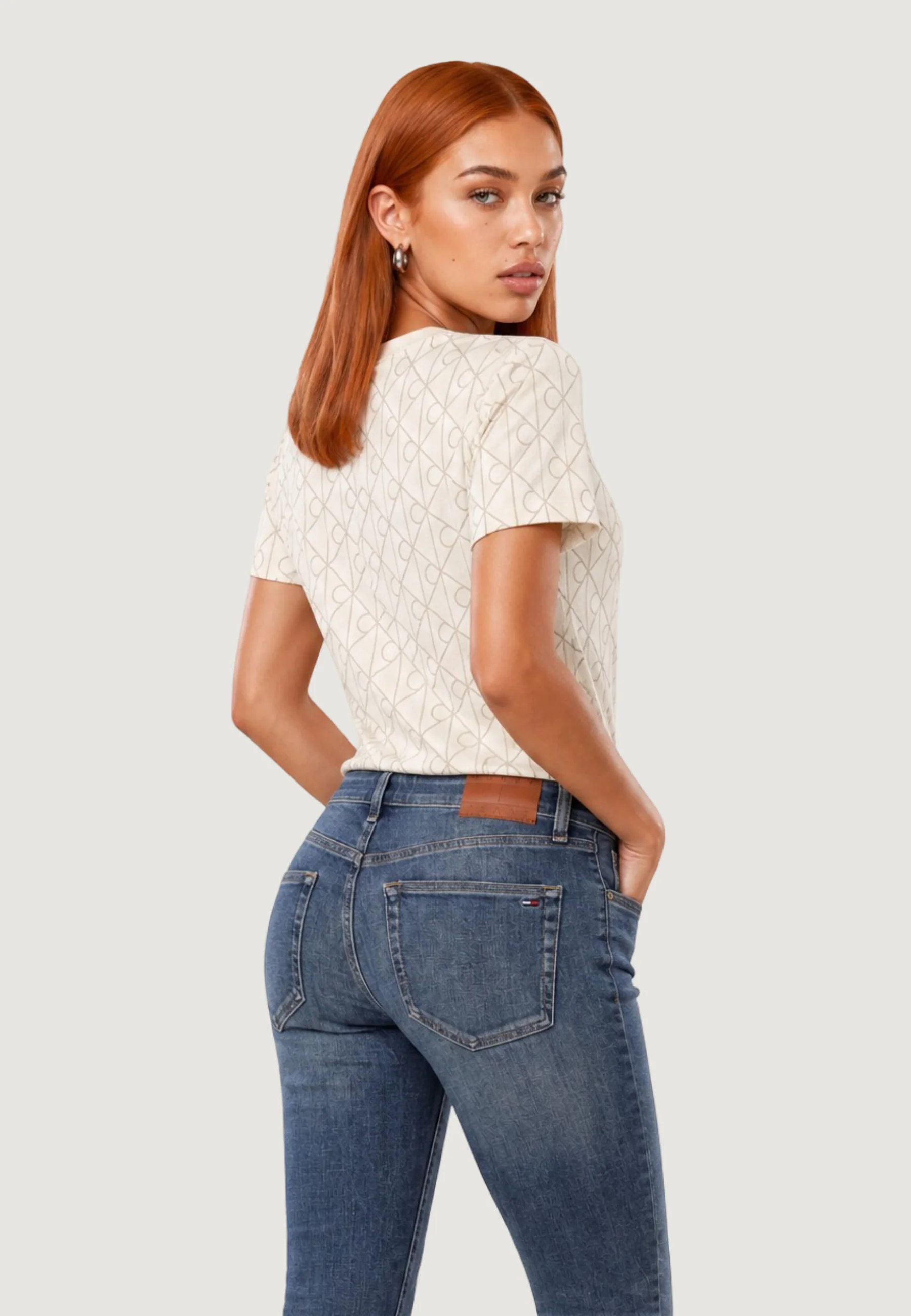 T-shirt Calvin Klein Jeans LV047G811G - Image 4