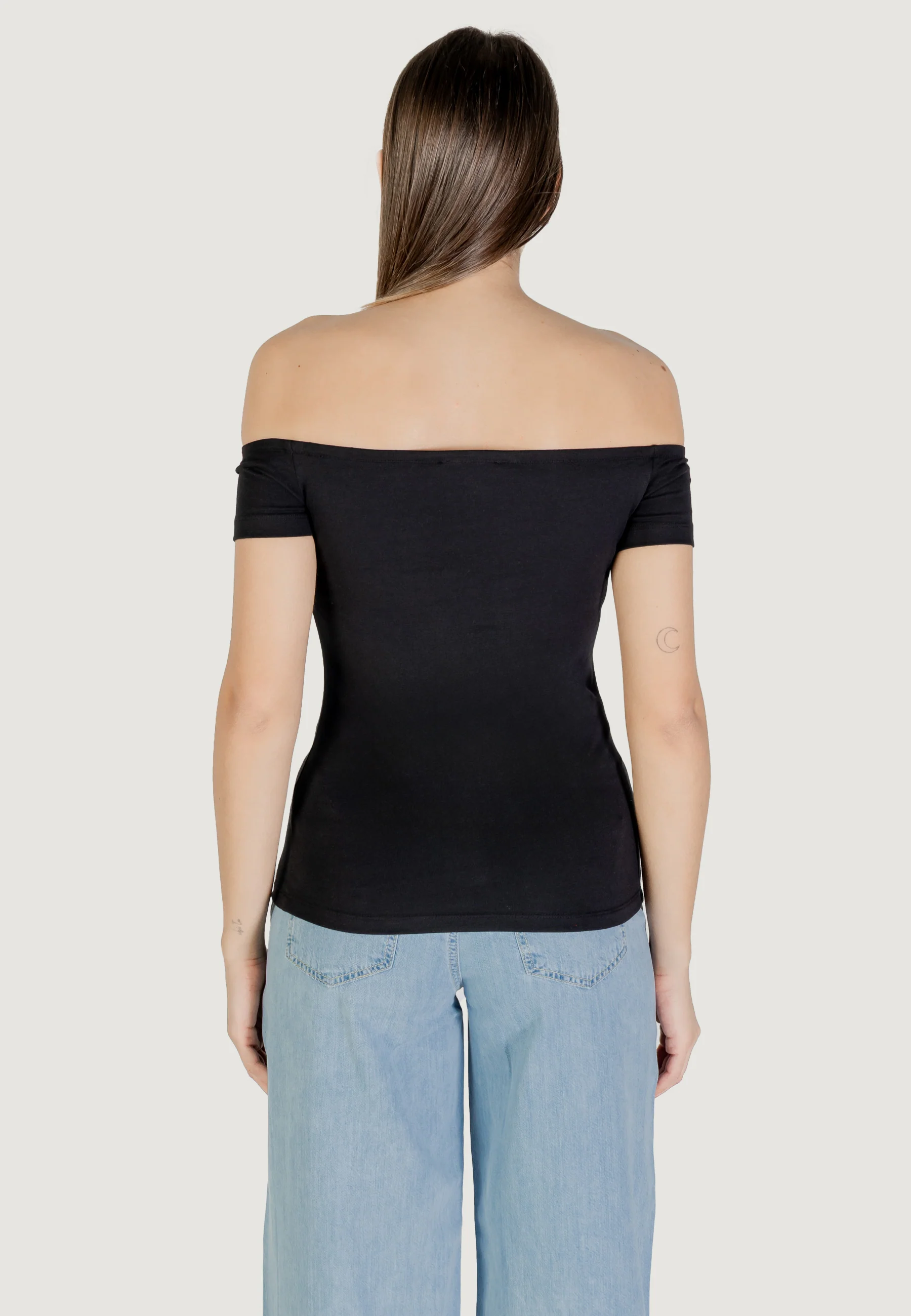 T-shirt Calvin Klein Jeans MONOGRAM OFF SHOULDE - Image 4