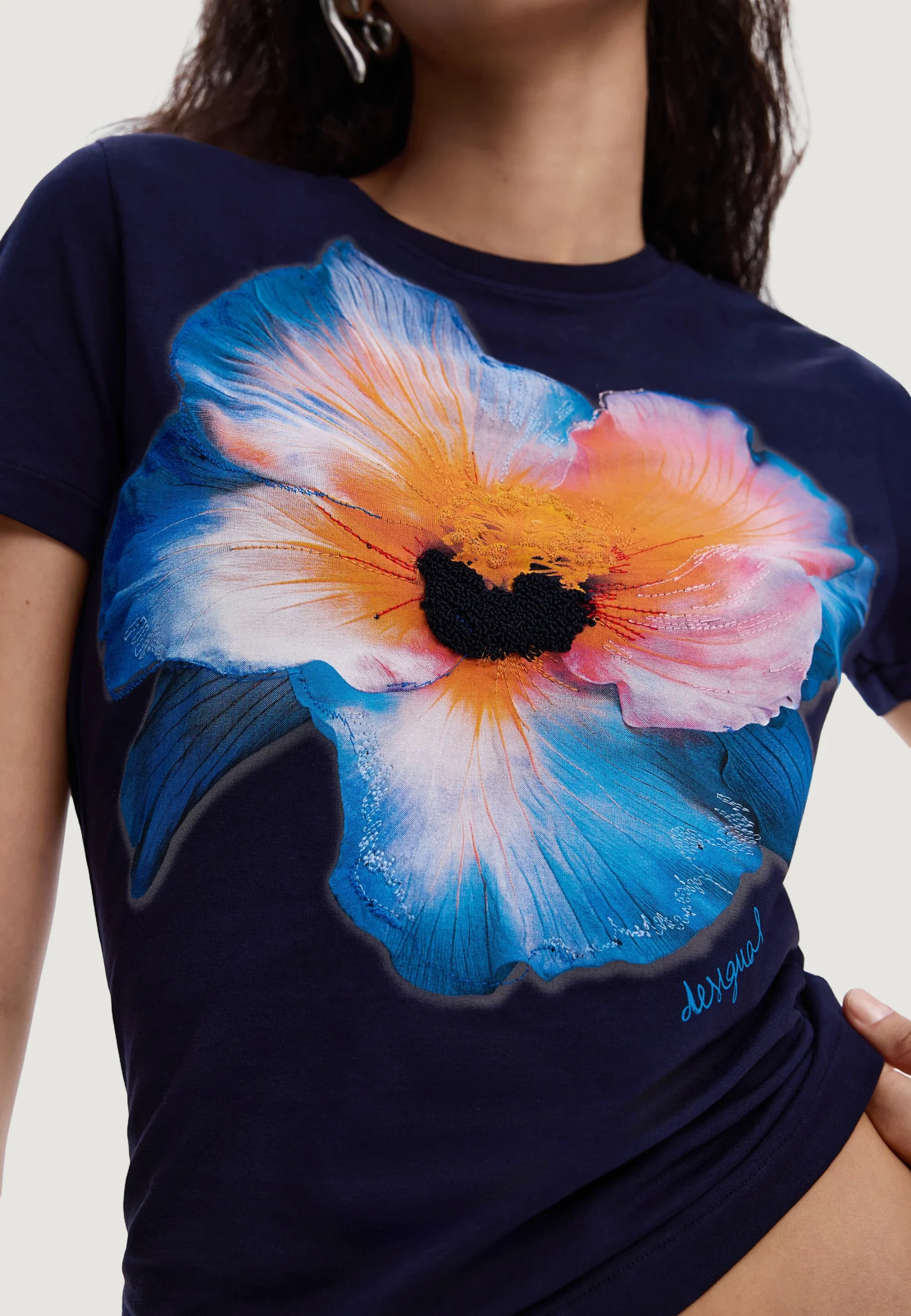 T-shirt Desigual TS_ESTOCOLMO - Image 4