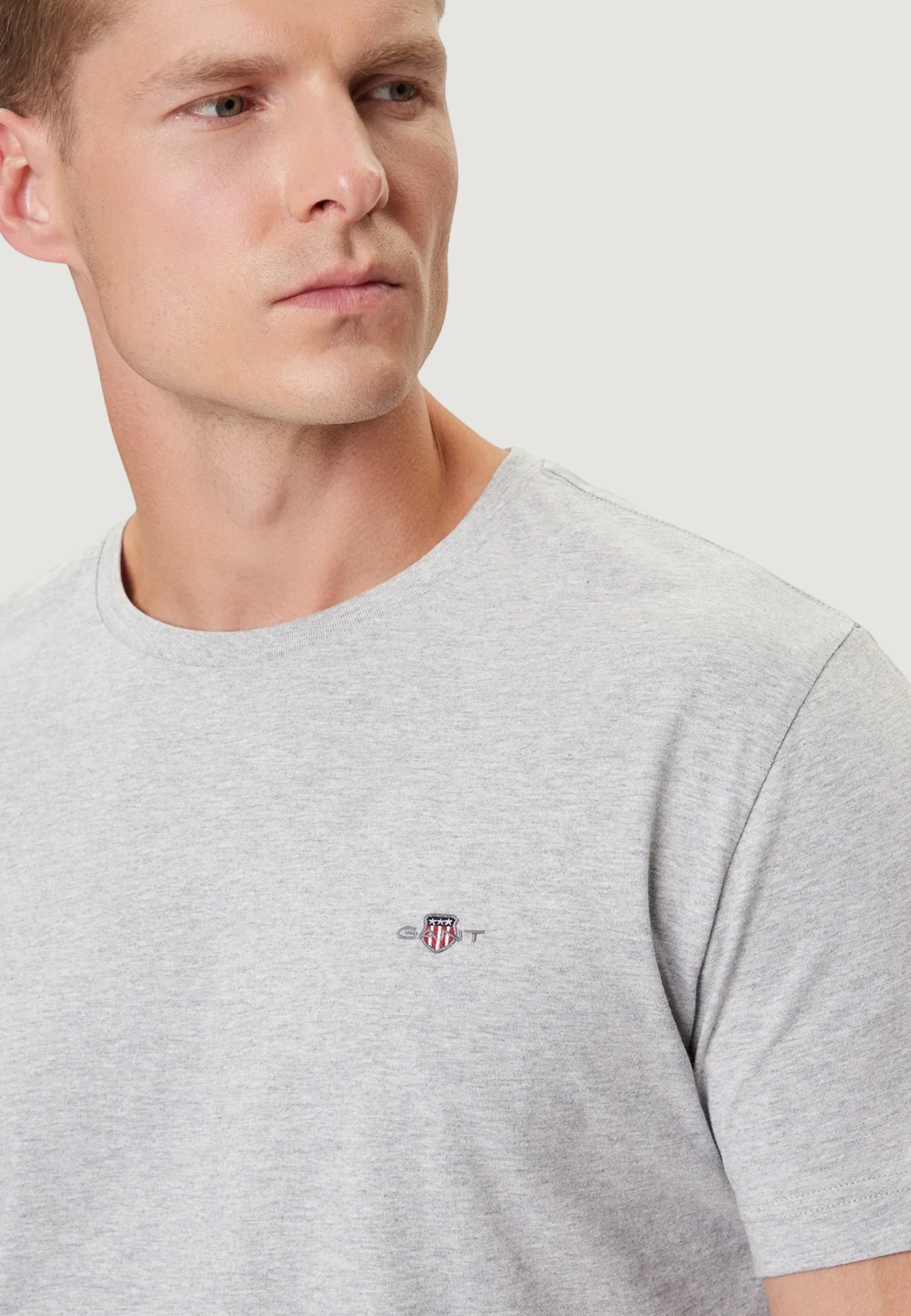 T-shirt Gant REG SHIELD SS T-SHIRT - Image 2