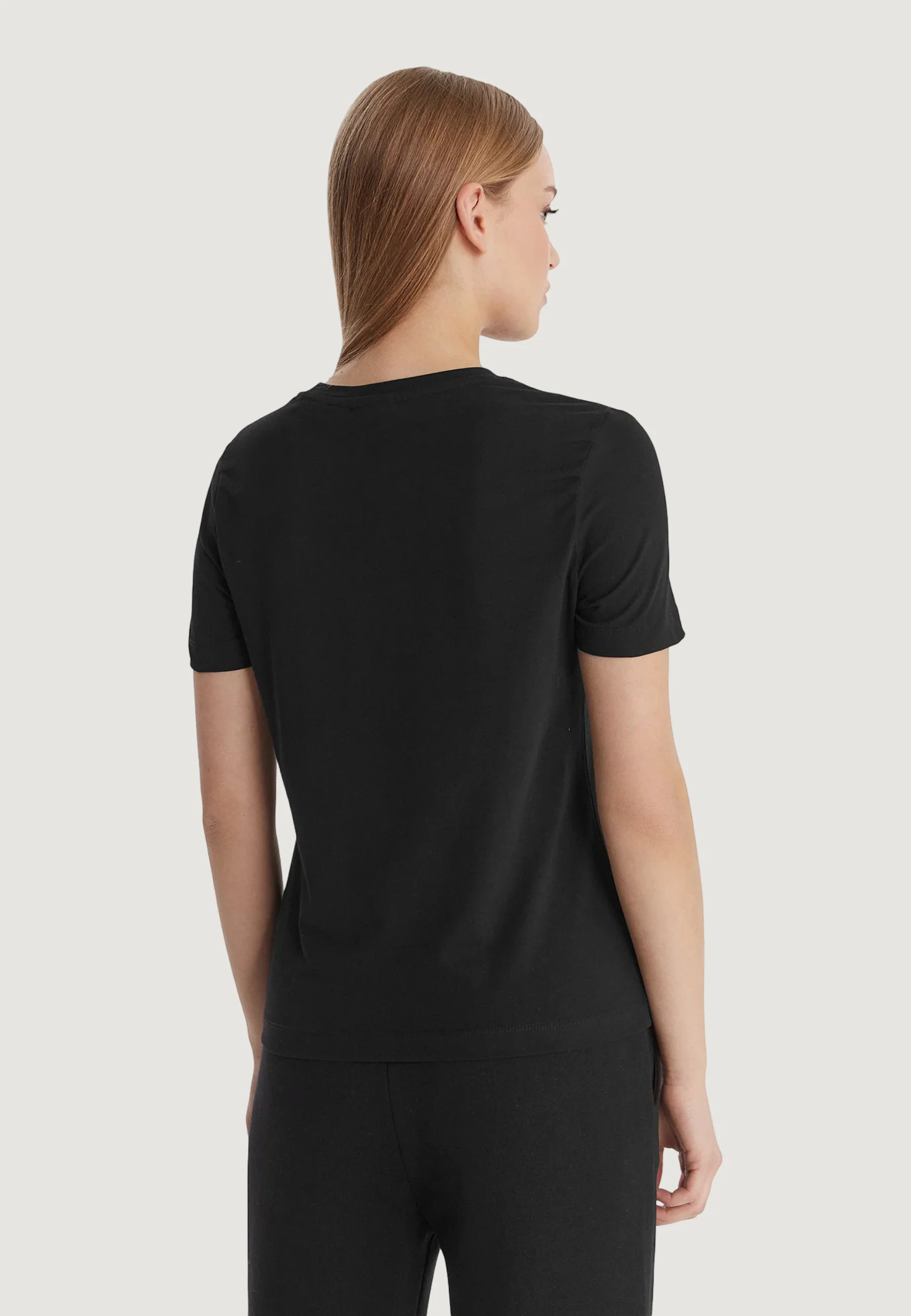 T-shirt Guess Active TRACEY CN SS T-SHIRT - Image 3