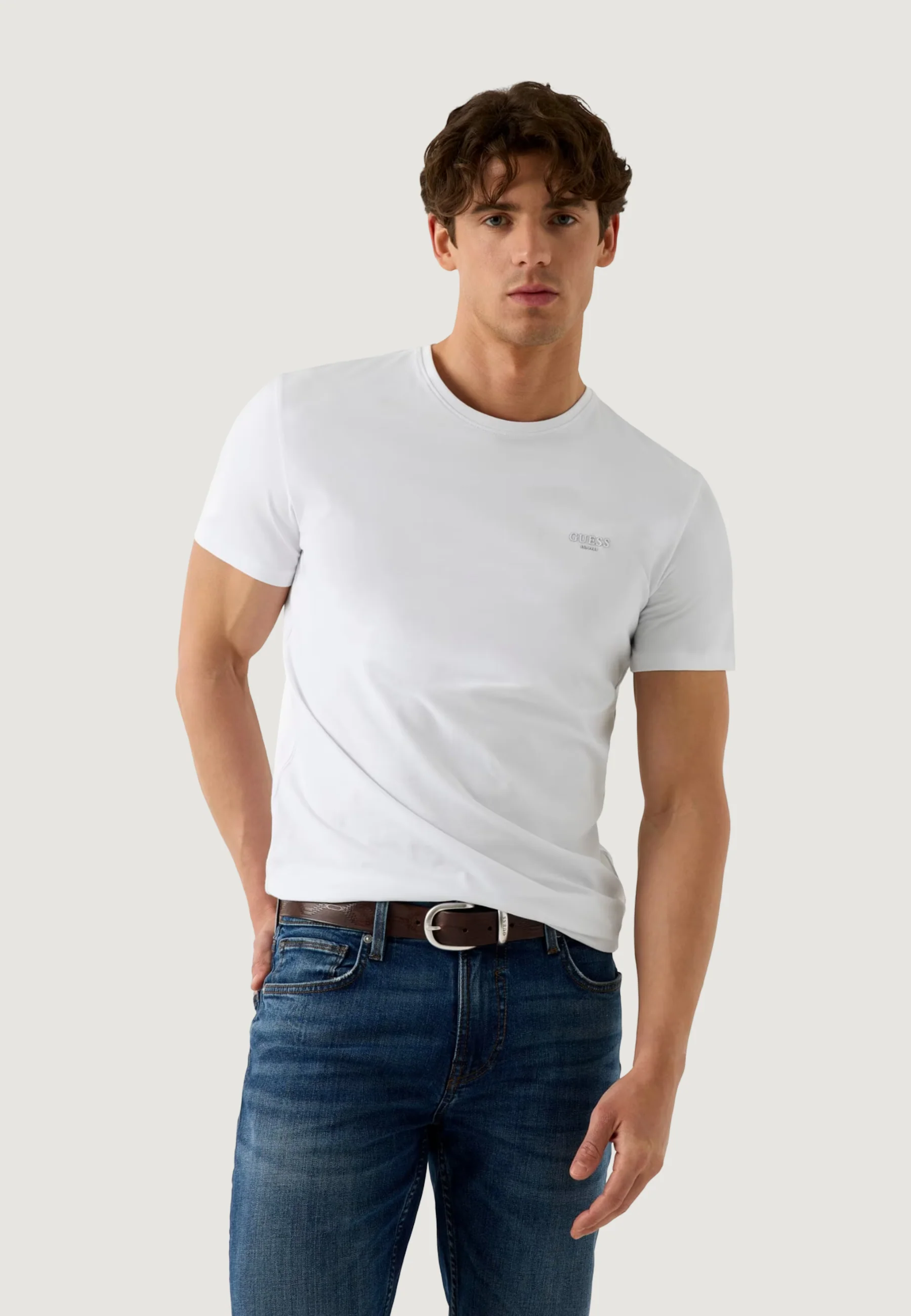 T-shirt Guess CN SS CORE EXTRA SL