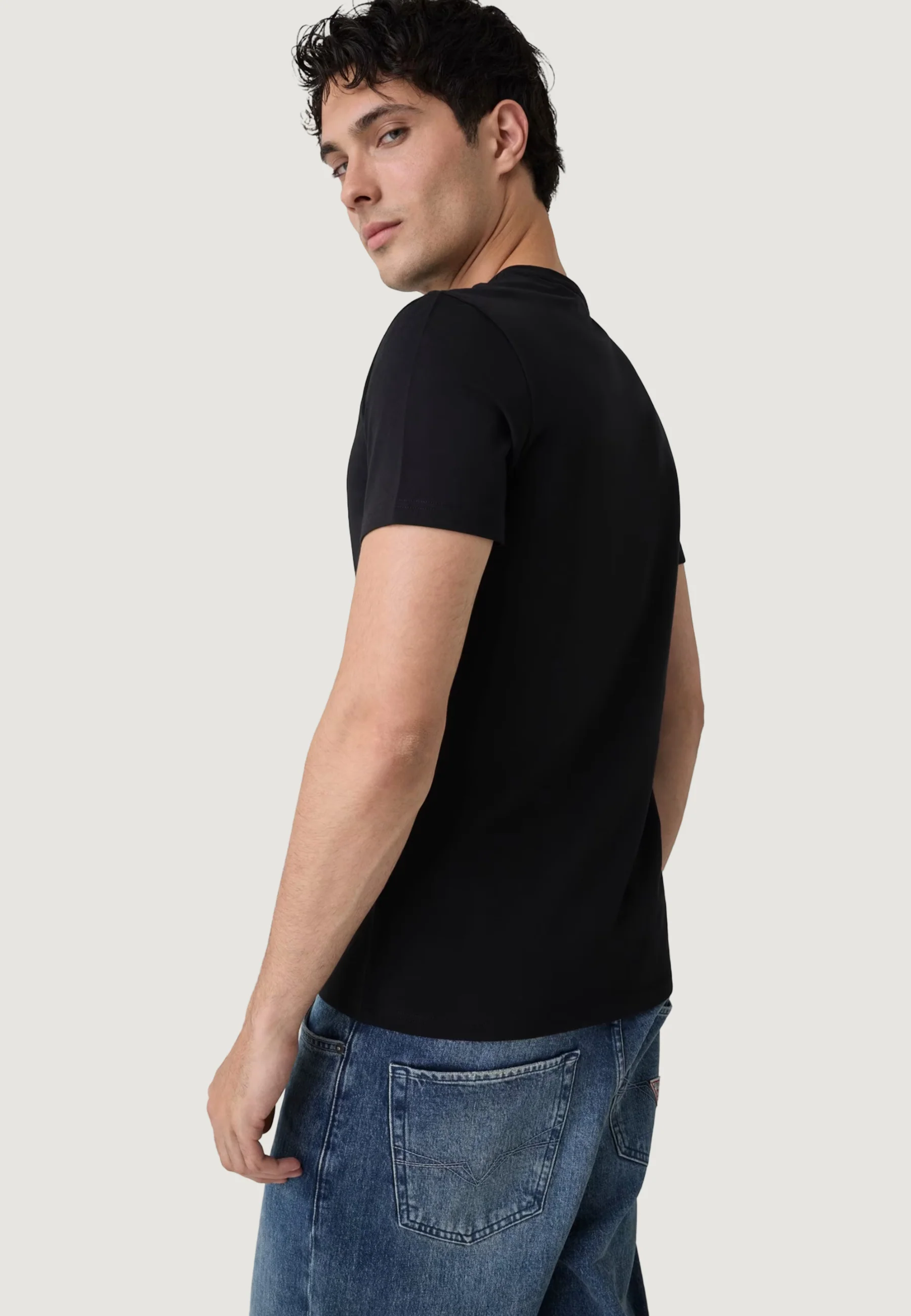 T-shirt Guess CN SS CORE EXTRA SL - Image 5